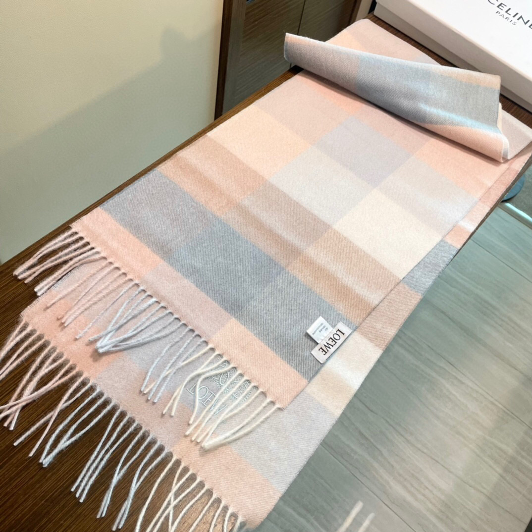 High-end Family Benefits: Cozy Fabrics, Beautiful Design, and Hot Logo Appeal - 图片 7