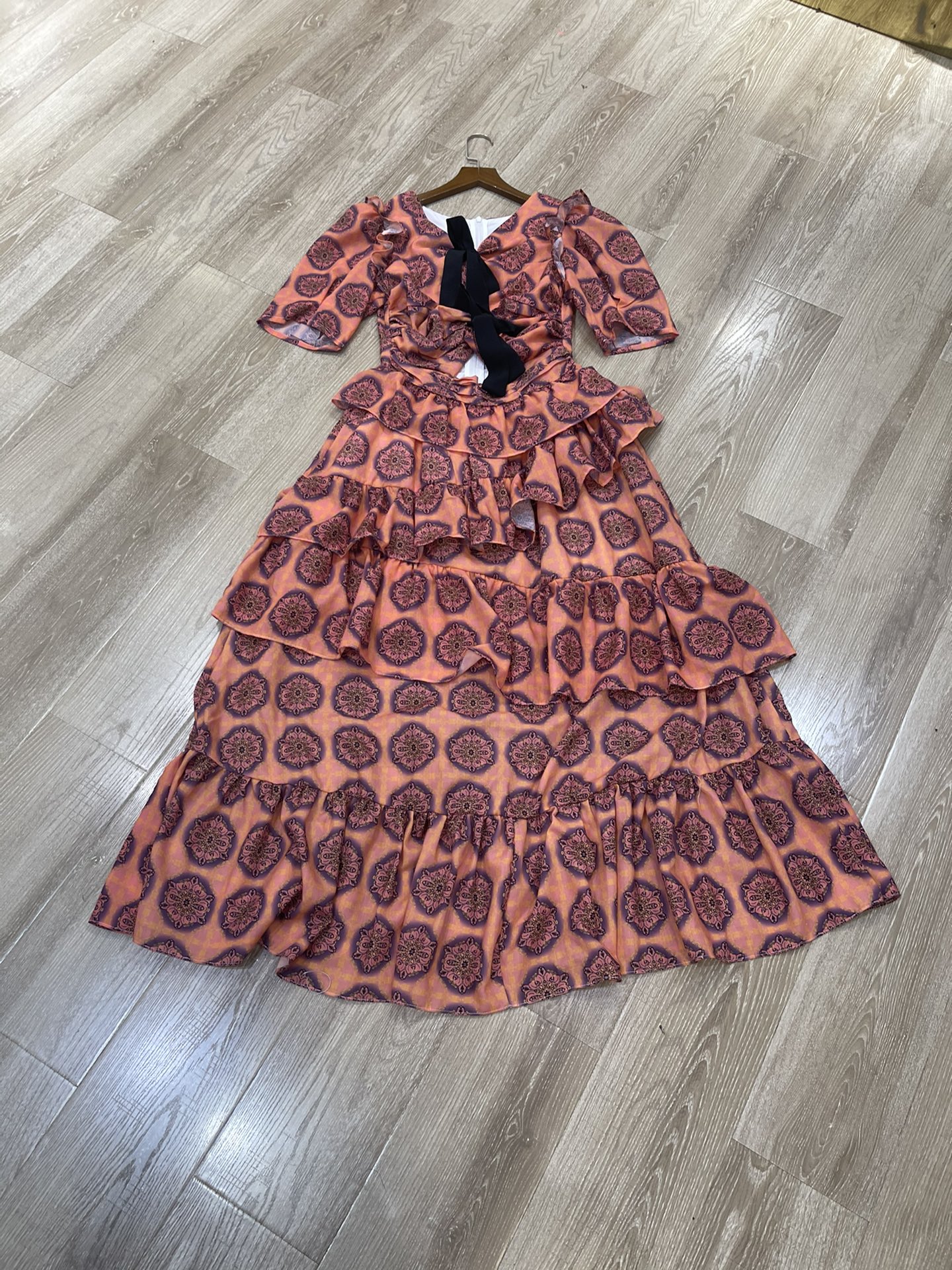 p759 High-end quality women’s outfits packed with tory new stupor “V-coloured Butterfly Bride.” - 图片 2