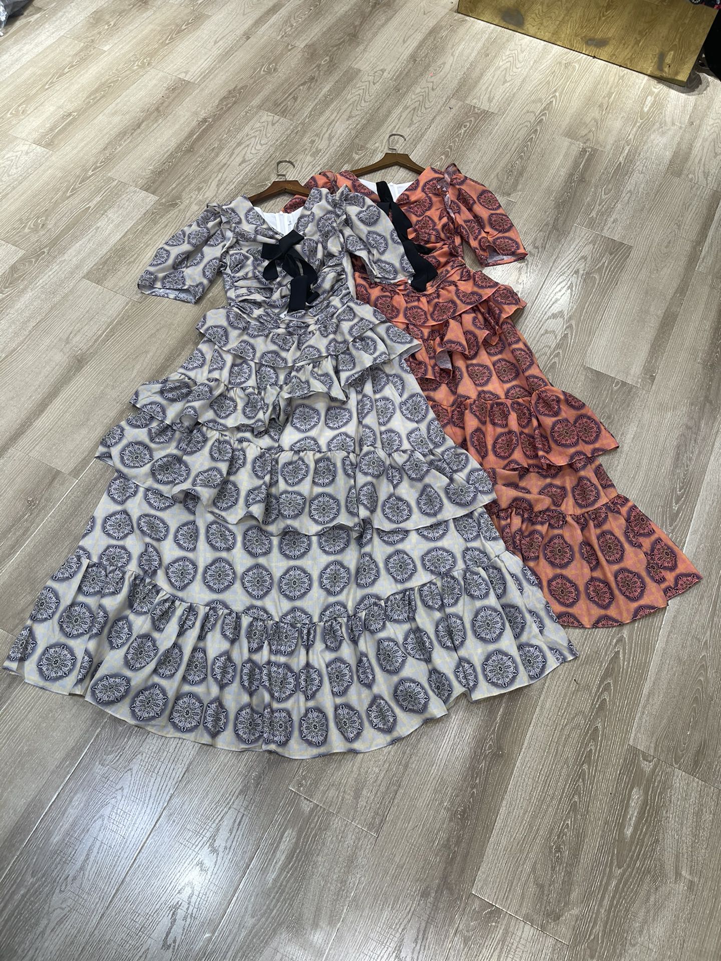p759 High-end quality women’s outfits packed with tory new stupor “V-coloured Butterfly Bride.”