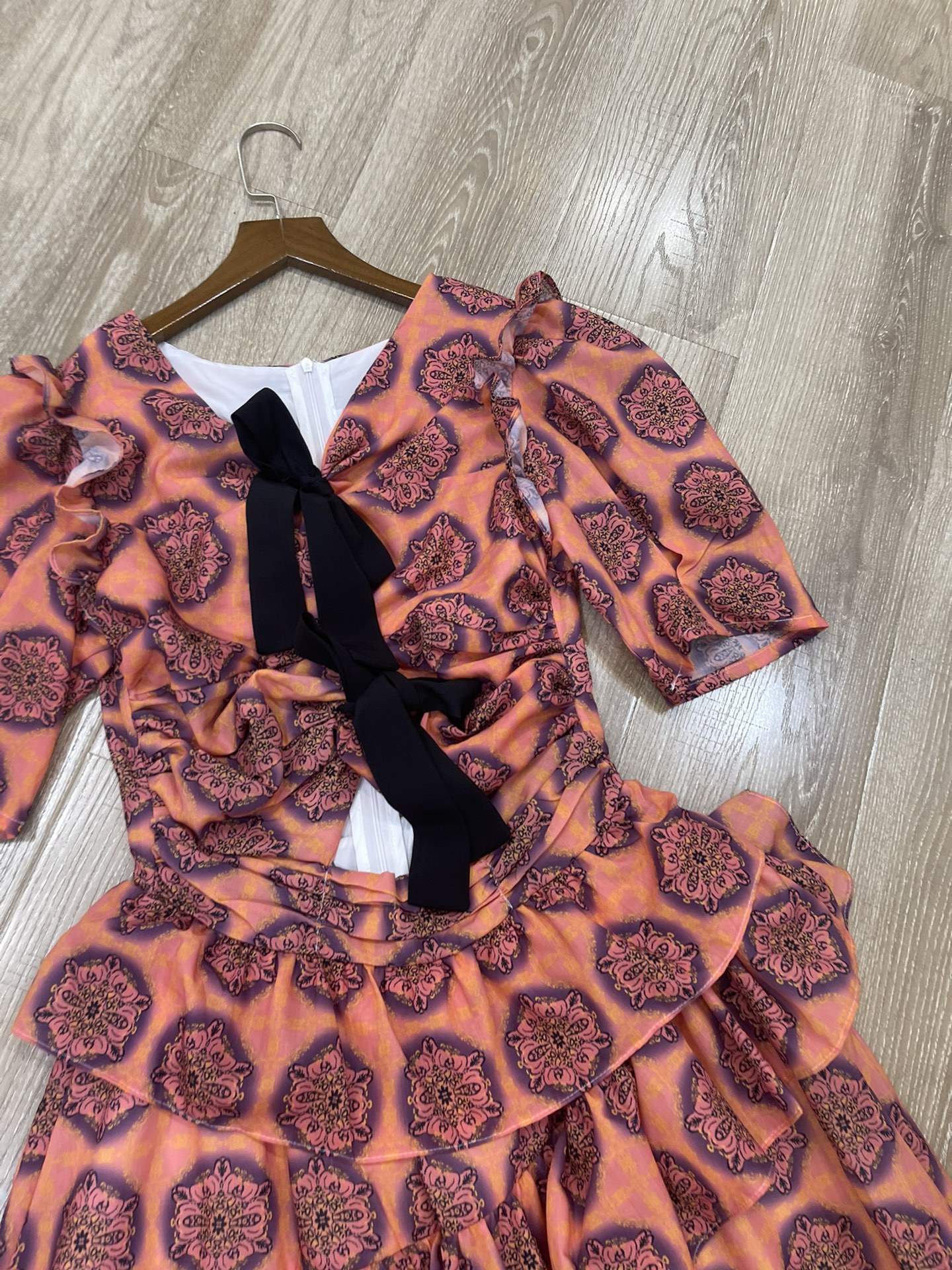 p759 High-end quality women’s outfits packed with tory new stupor “V-coloured Butterfly Bride.” - 图片 3