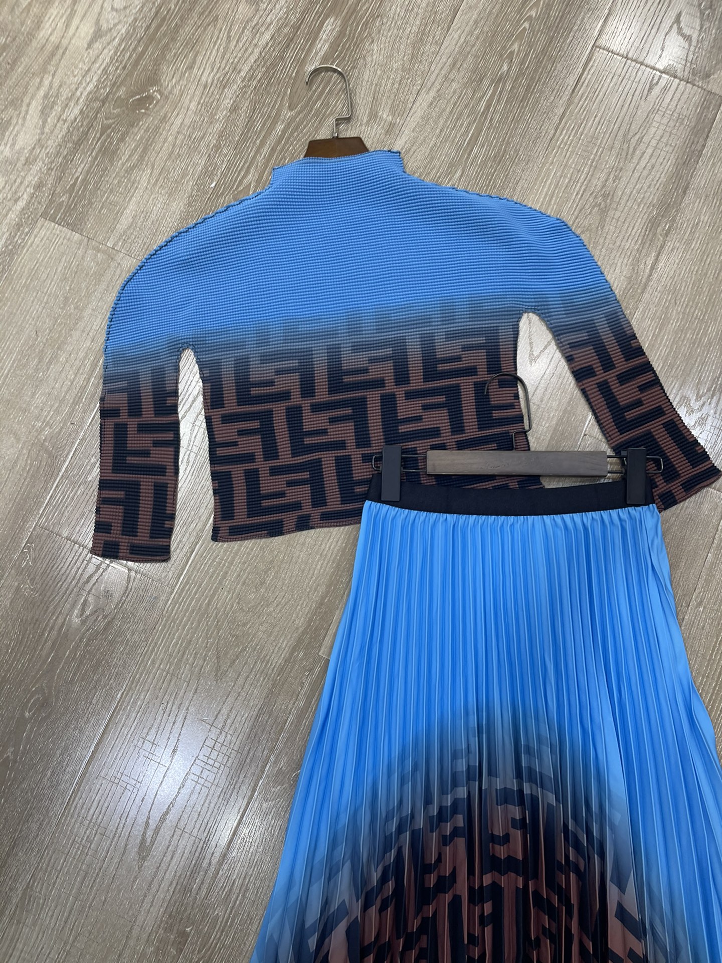 p552 High-end quality women’s outfit with F-packed new tarts Sml - 图片 7