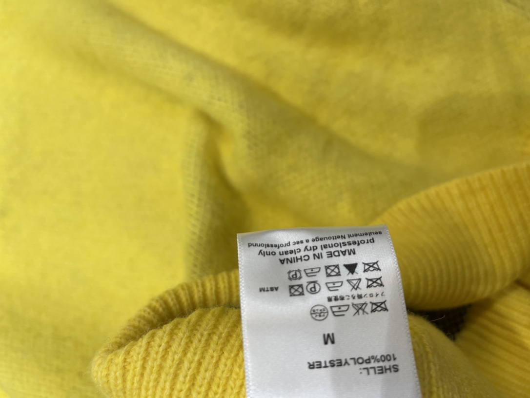 High-end Women’s Suit with Moschino’s New Style Package for Fall Fashion - 图片 8