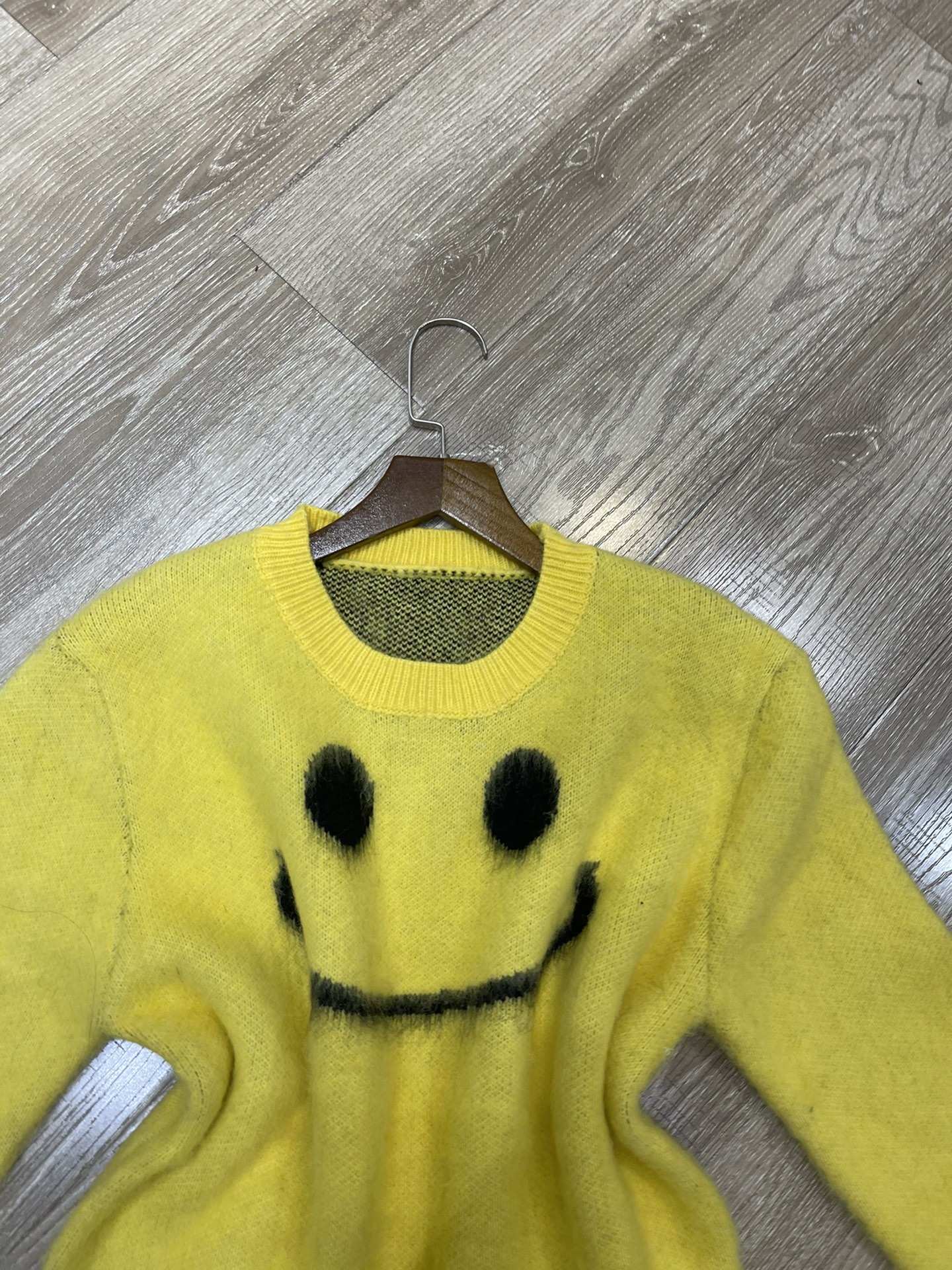 High-end Women’s Suit with Moschino’s New Style Package for Fall Fashion - 图片 2