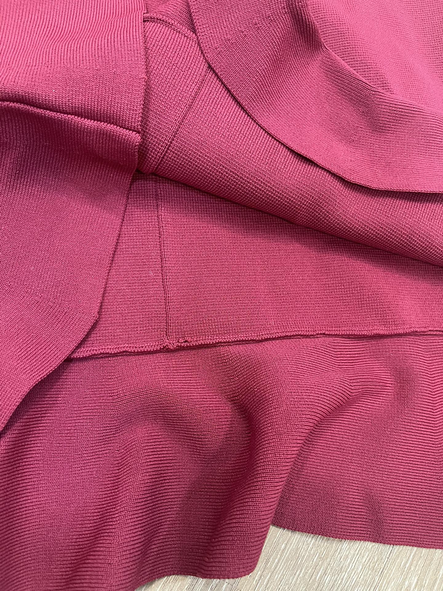 High-quality Women’s Clothes: Autumn Striped Dress with Air-Synthesis Tires. - 图片 6