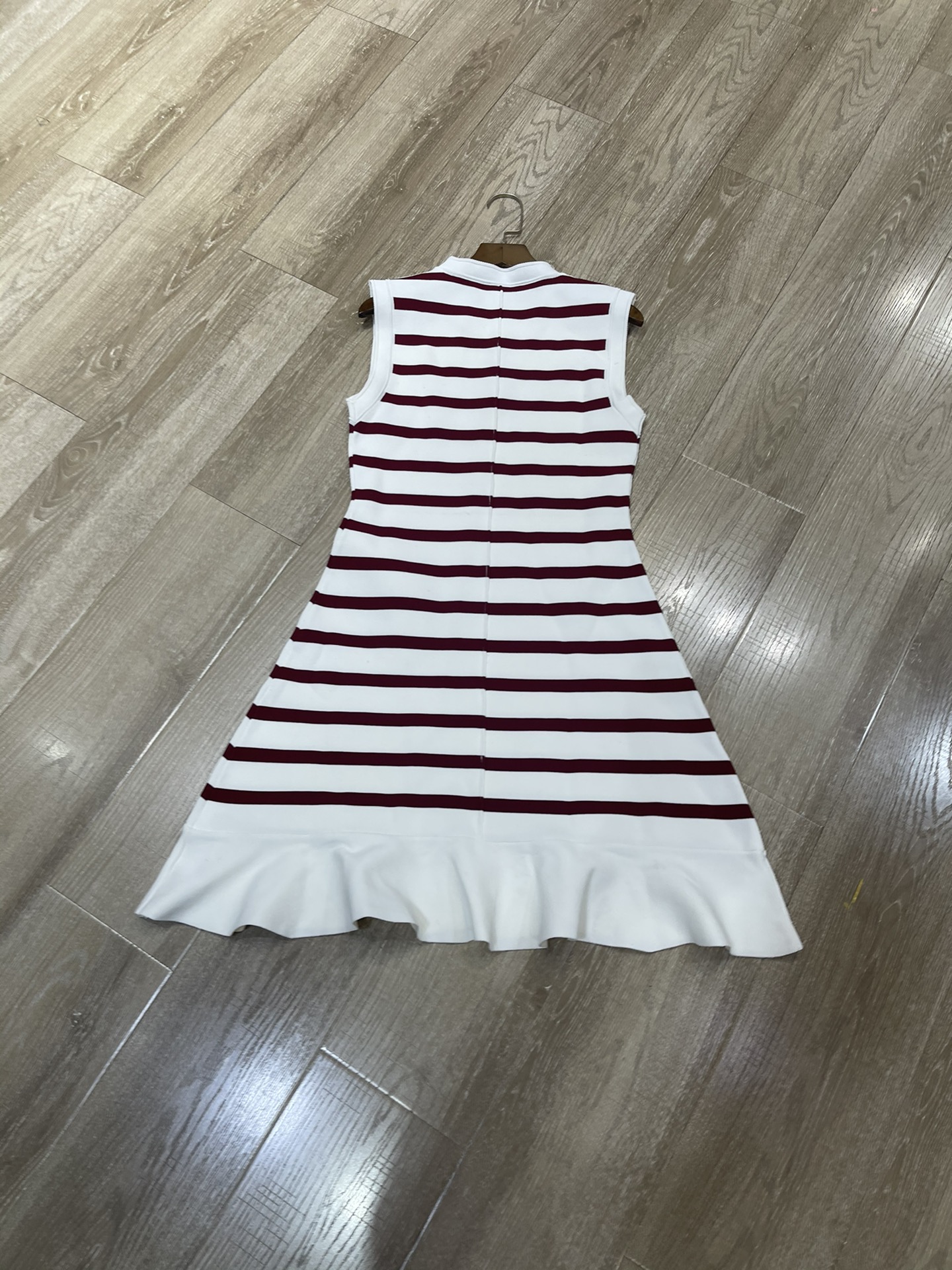 High-quality Women’s Clothes: Autumn Air-Synthesis Tires Striped Dress Set - 图片 6
