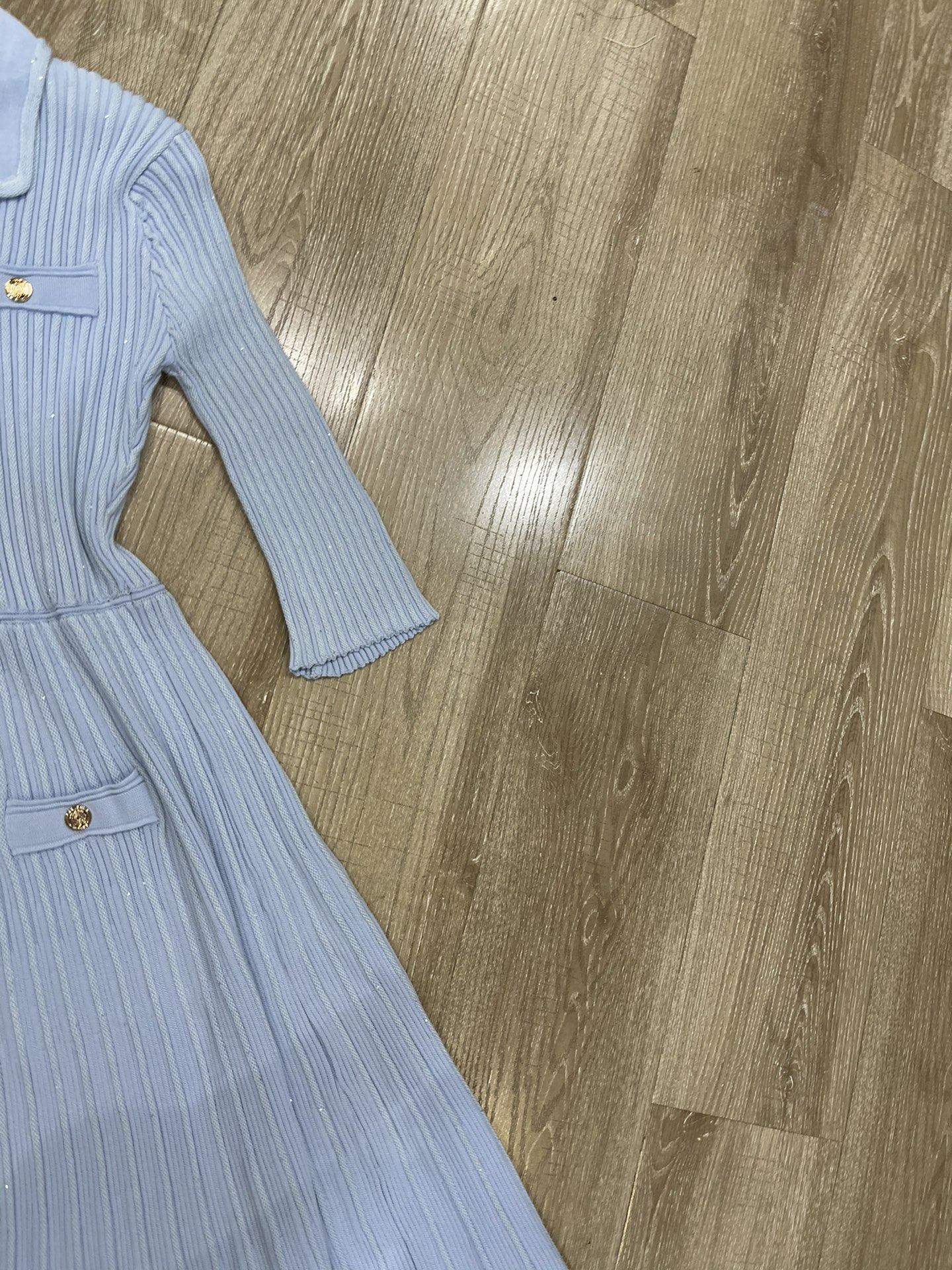 High-End Women’s Dresses: Maje Package vs. Polo Knitted Dress with Sml S-Width Sleeve - 图片 5