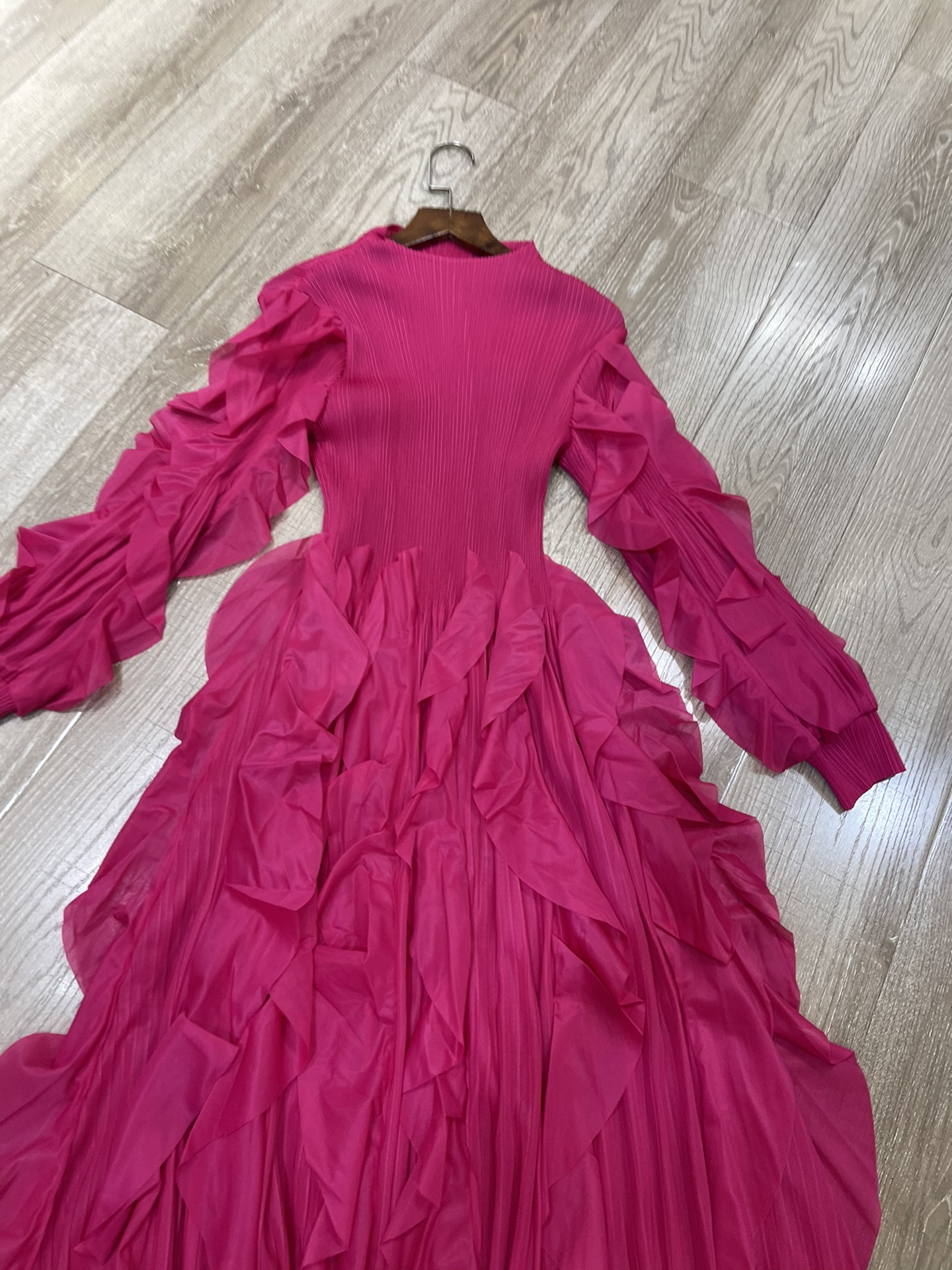 High-Quality Women’s Clothes: Three-Pack with Variety of Clean, Colorful Collars - 图片 2
