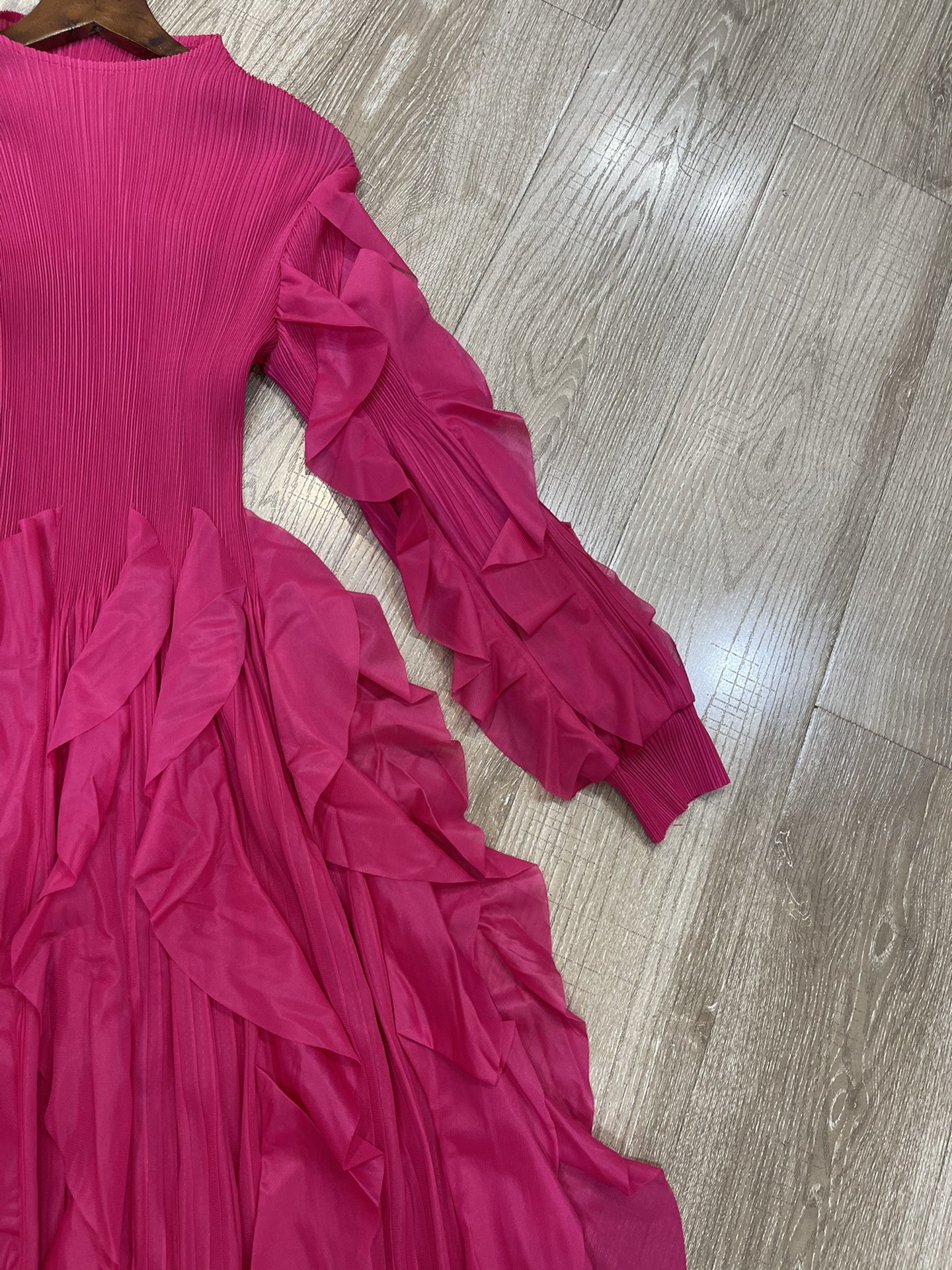 High-Quality Women’s Clothes: Three-Pack with Variety of Clean, Colorful Collars - 图片 4