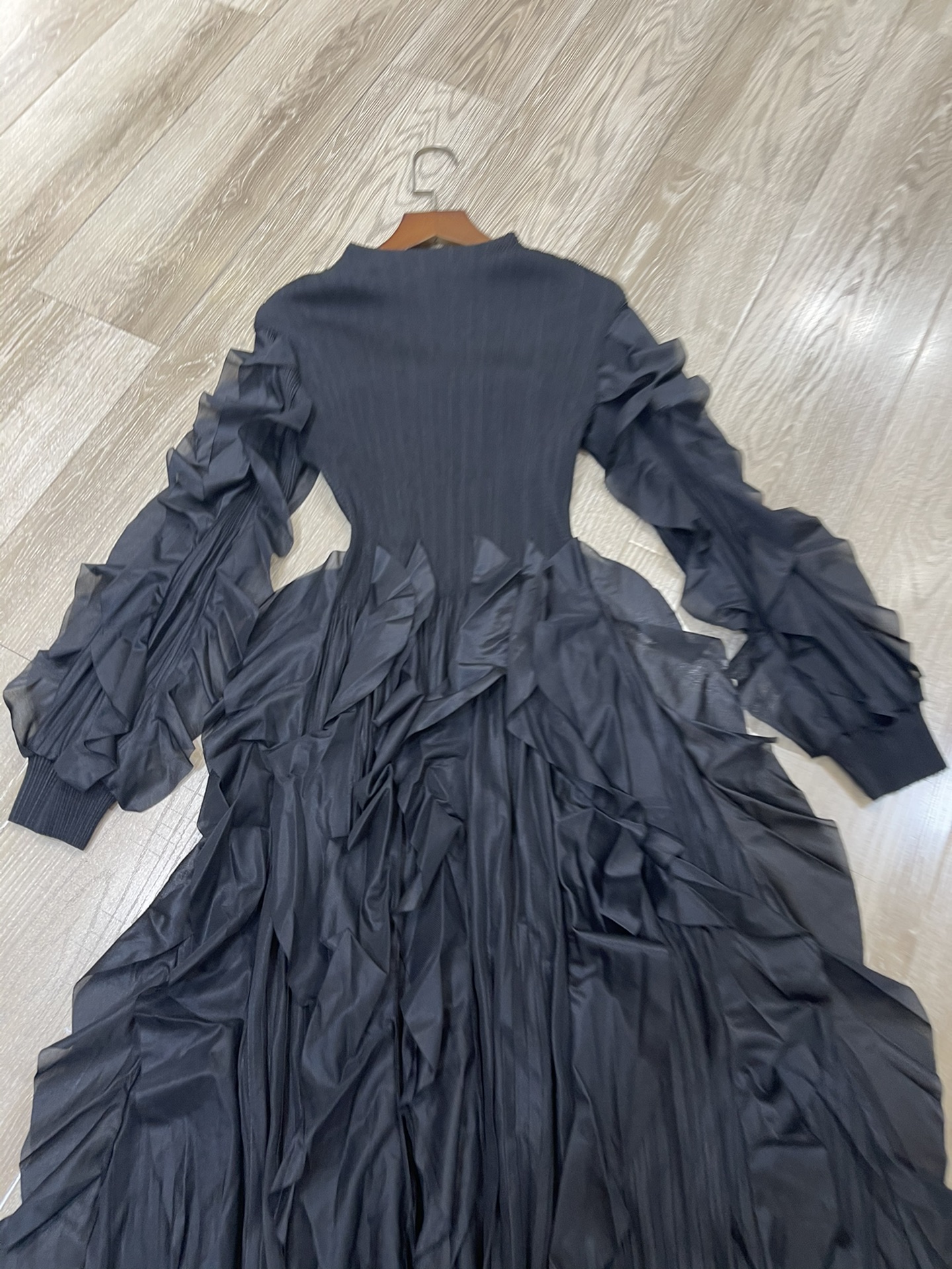 High Quality Women’s Clothes: Three-Piece Packing with Colorful Collars. - 图片 2
