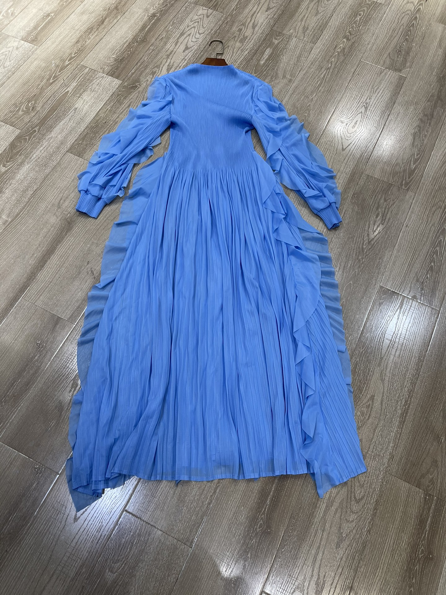 High-Quality Women’s Clothes in Three-Piece Sets with Colorful Collars. - 图片 6