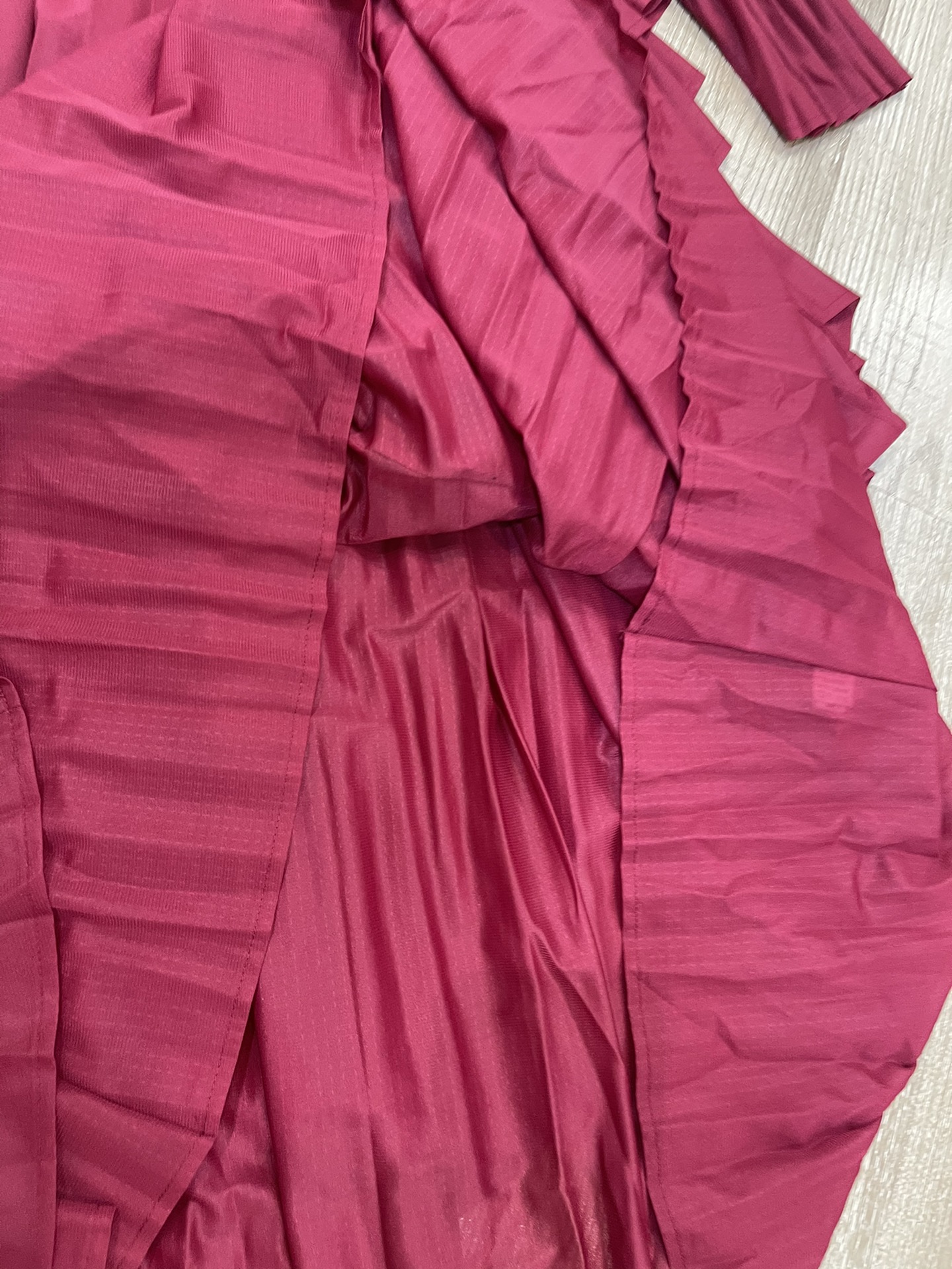 p588 high quality women’s clothes packed with three houses for life round-collar pressure is irregular - 图片 5