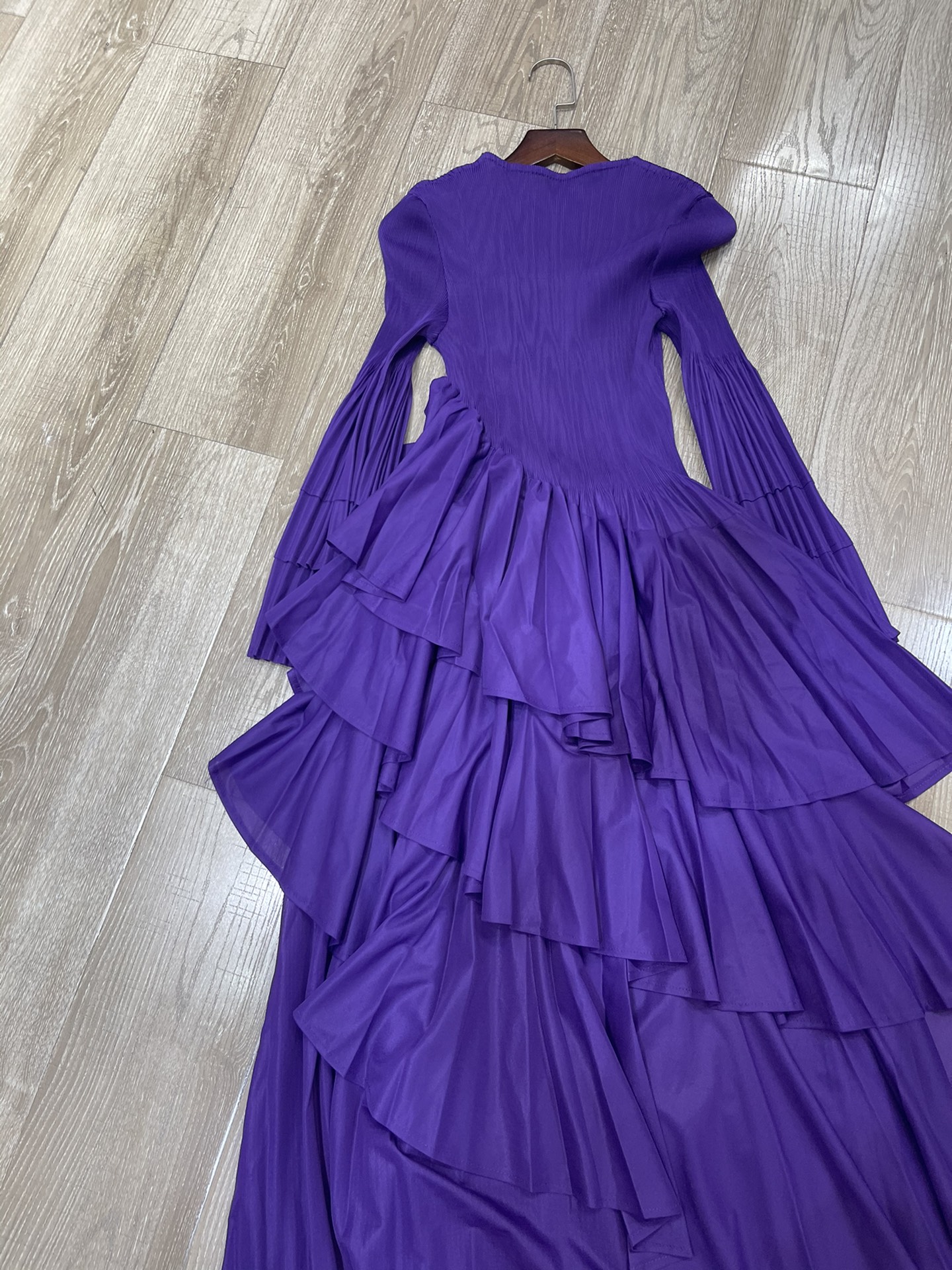 p588 high quality women’s clothes packed with three houses for life round-collar pressure is irregular - 图片 7