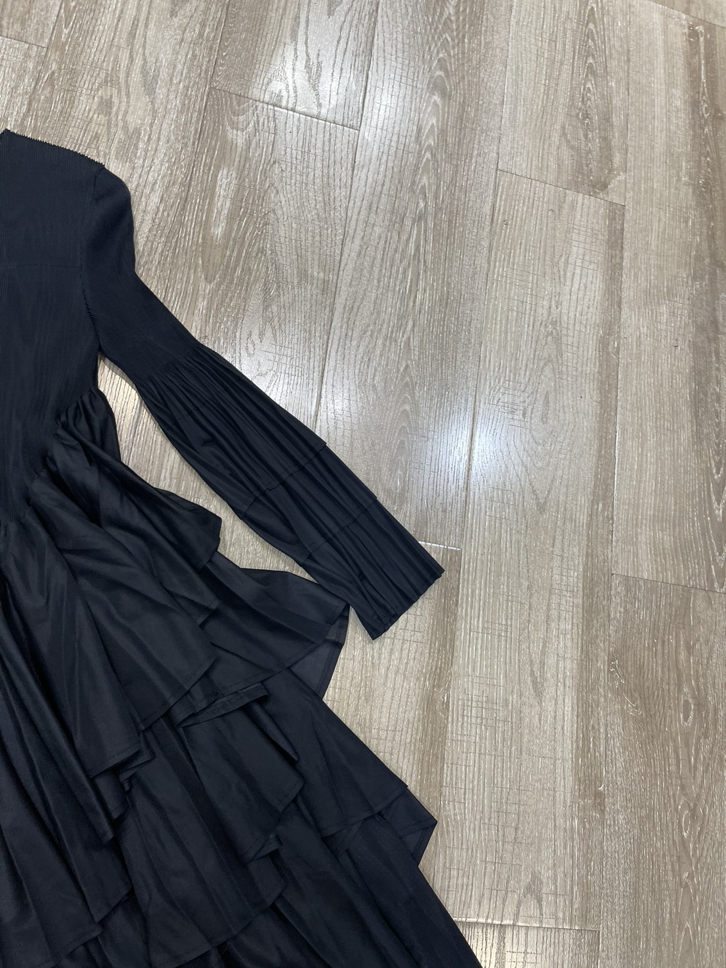 p588 high quality women’s clothes packed with three houses for life round-collar pressure is irregular - 图片 4