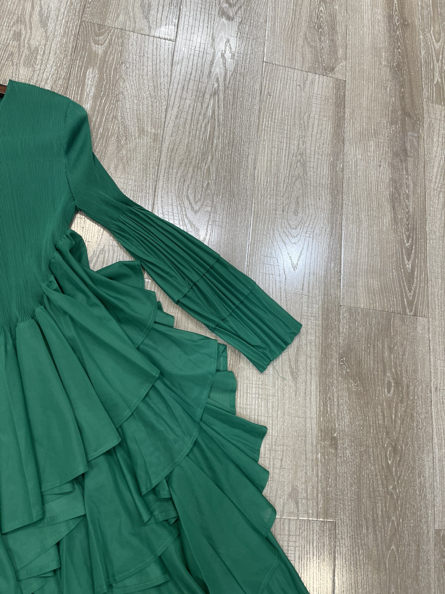 p588 high quality women’s clothes packed with three houses for life round-collar pressure is irregular - 图片 4