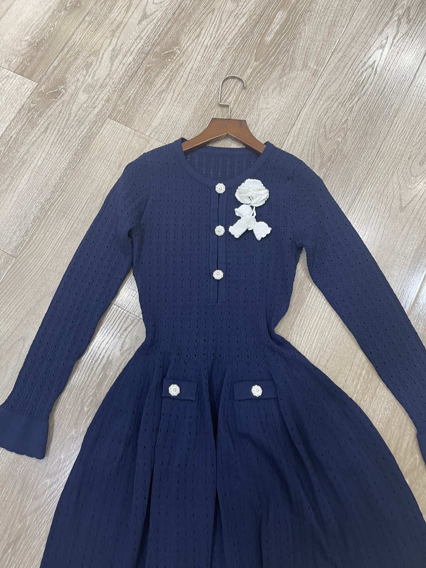 2025 New Blue Air-Knitted Women’s Clothing Collection - 图片 2