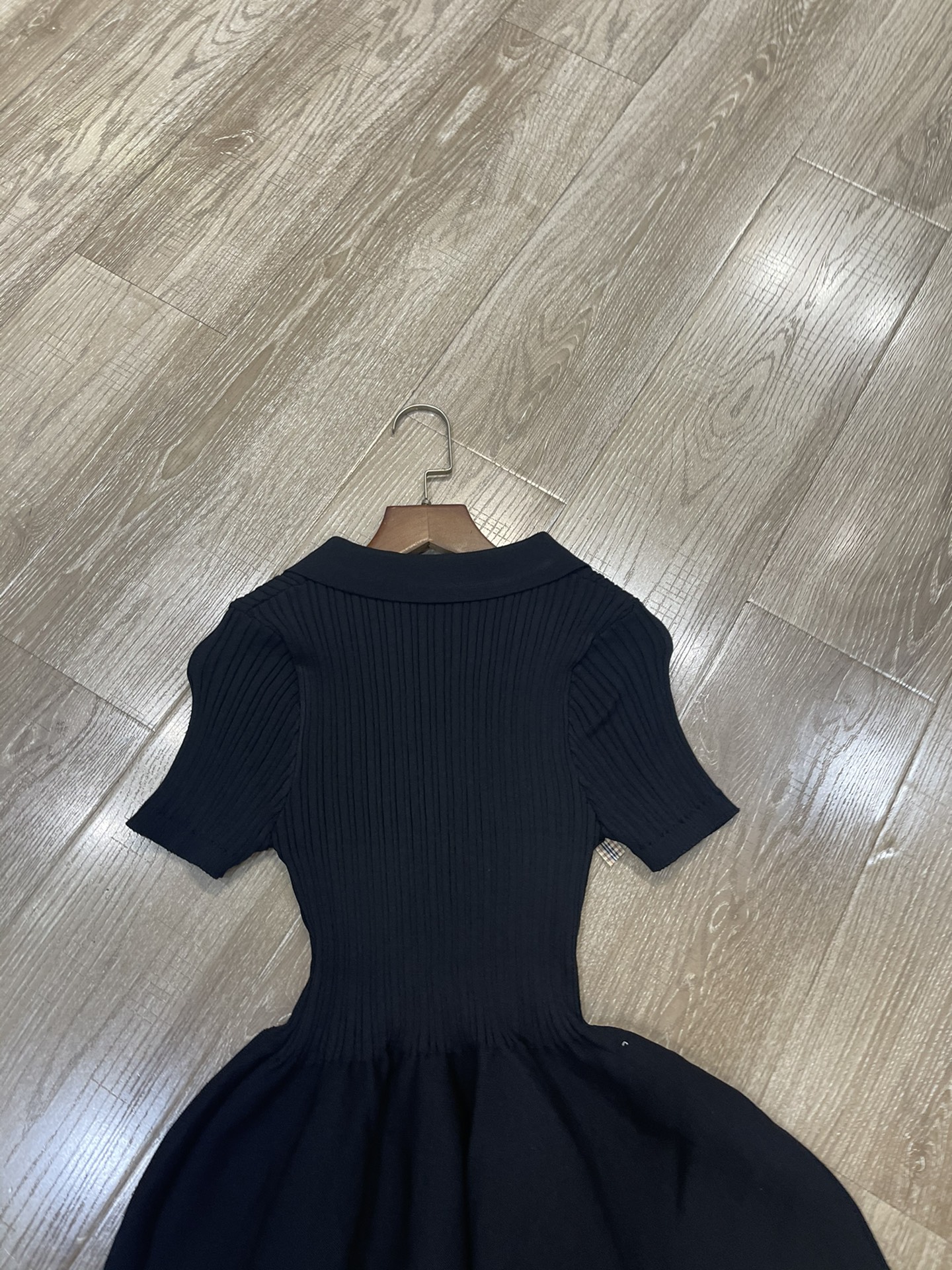 “2025 New Year’s School Women’s Clothes: High Quality Polo, Bowing, Knitting, SML Packaging” - 图片 7