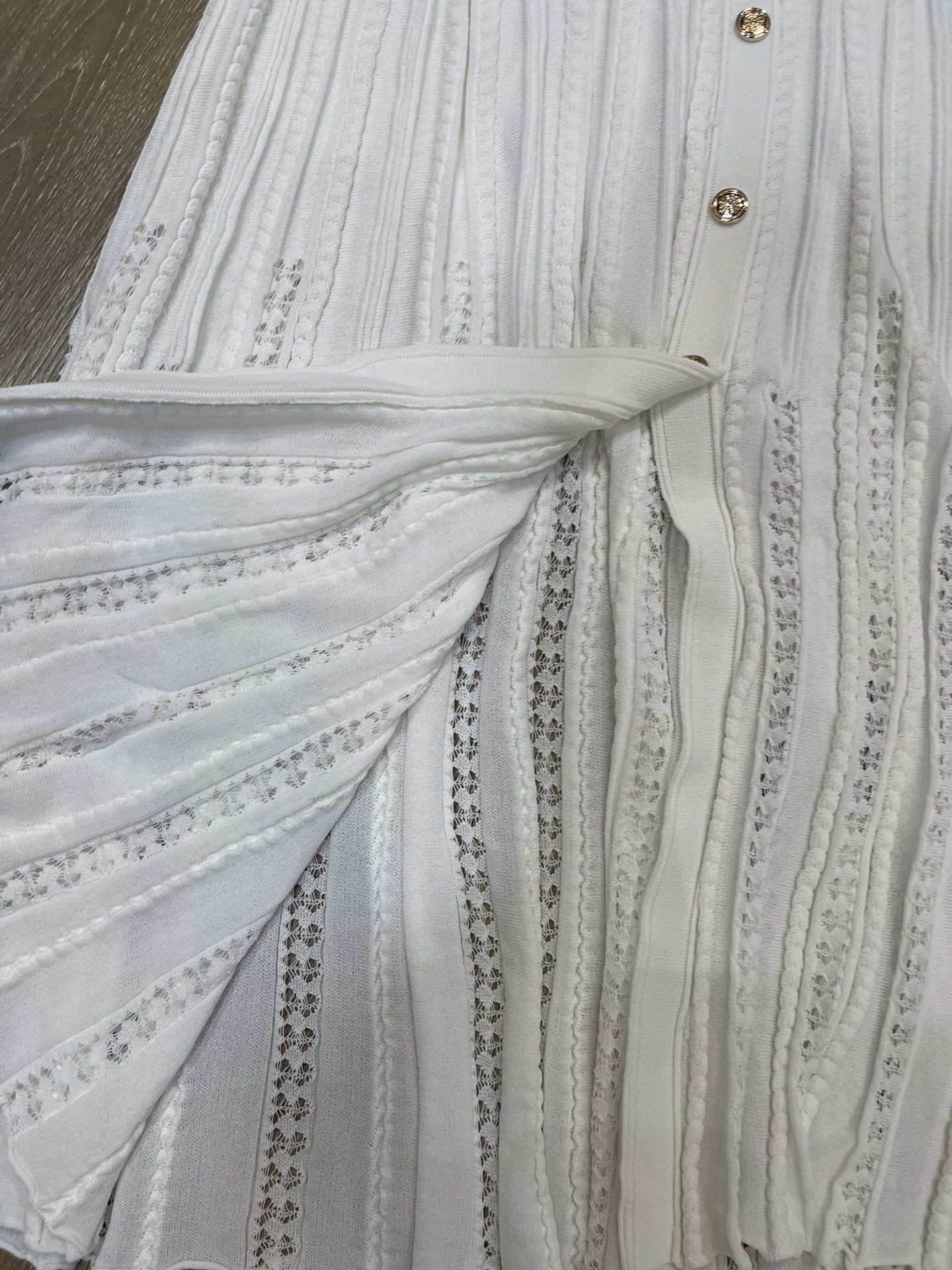 “High-End Women’s Clothes: Sandro French-Style Dress with Metal Buttons and Knitted Skirt 2025” - 图片 5
