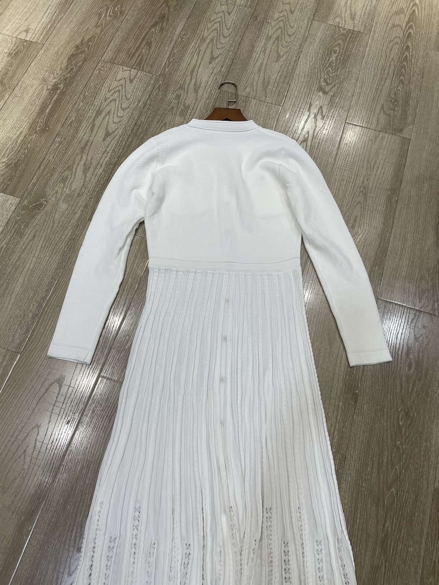 “High-End Women’s Clothes: Sandro French-Style Dress with Metal Buttons and Knitted Skirt 2025” - 图片 7