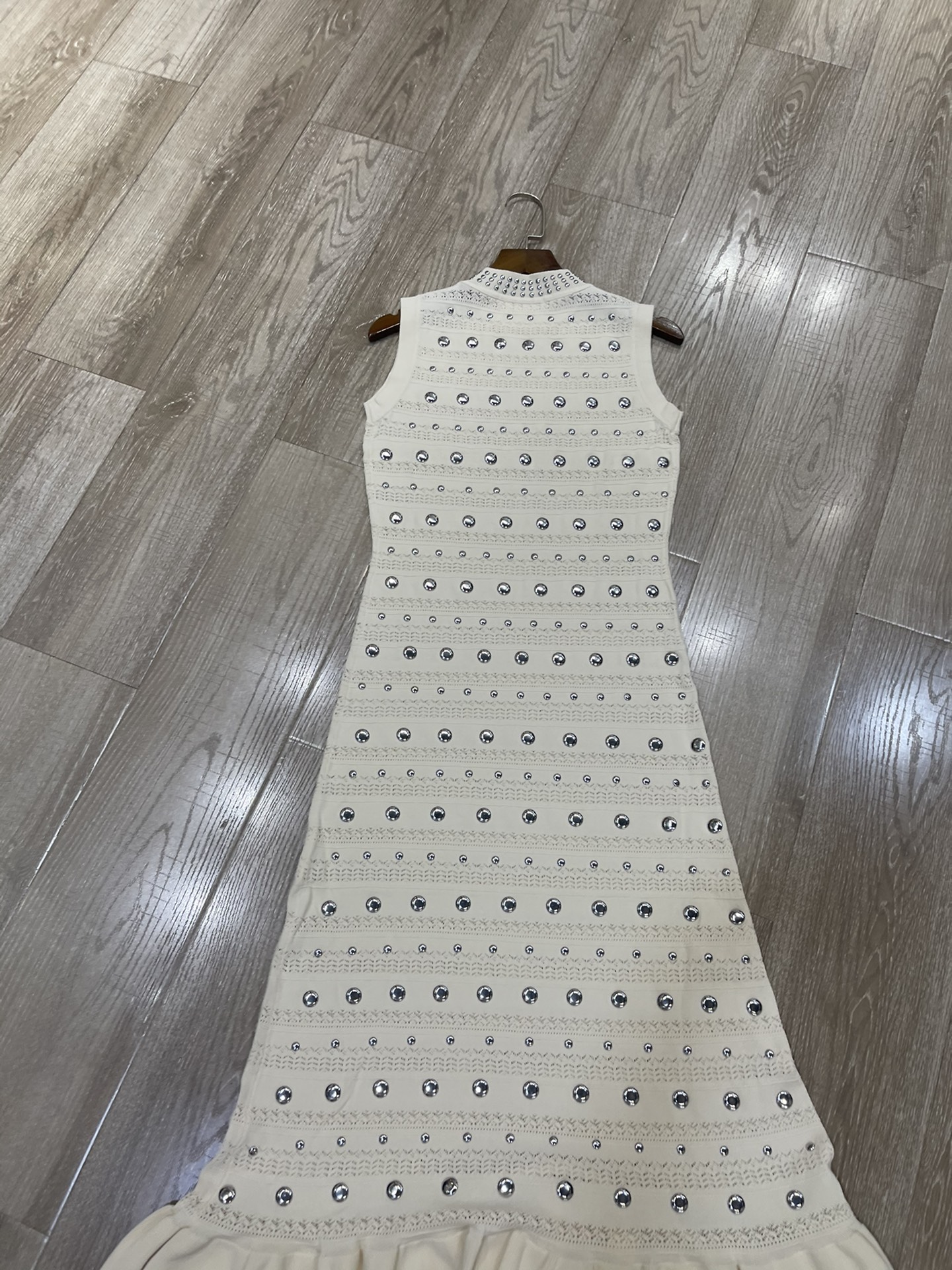 p708 High-end quality women’s dress packaged with Sandro’s new cuffless nails for 2025, sml - 图片 7