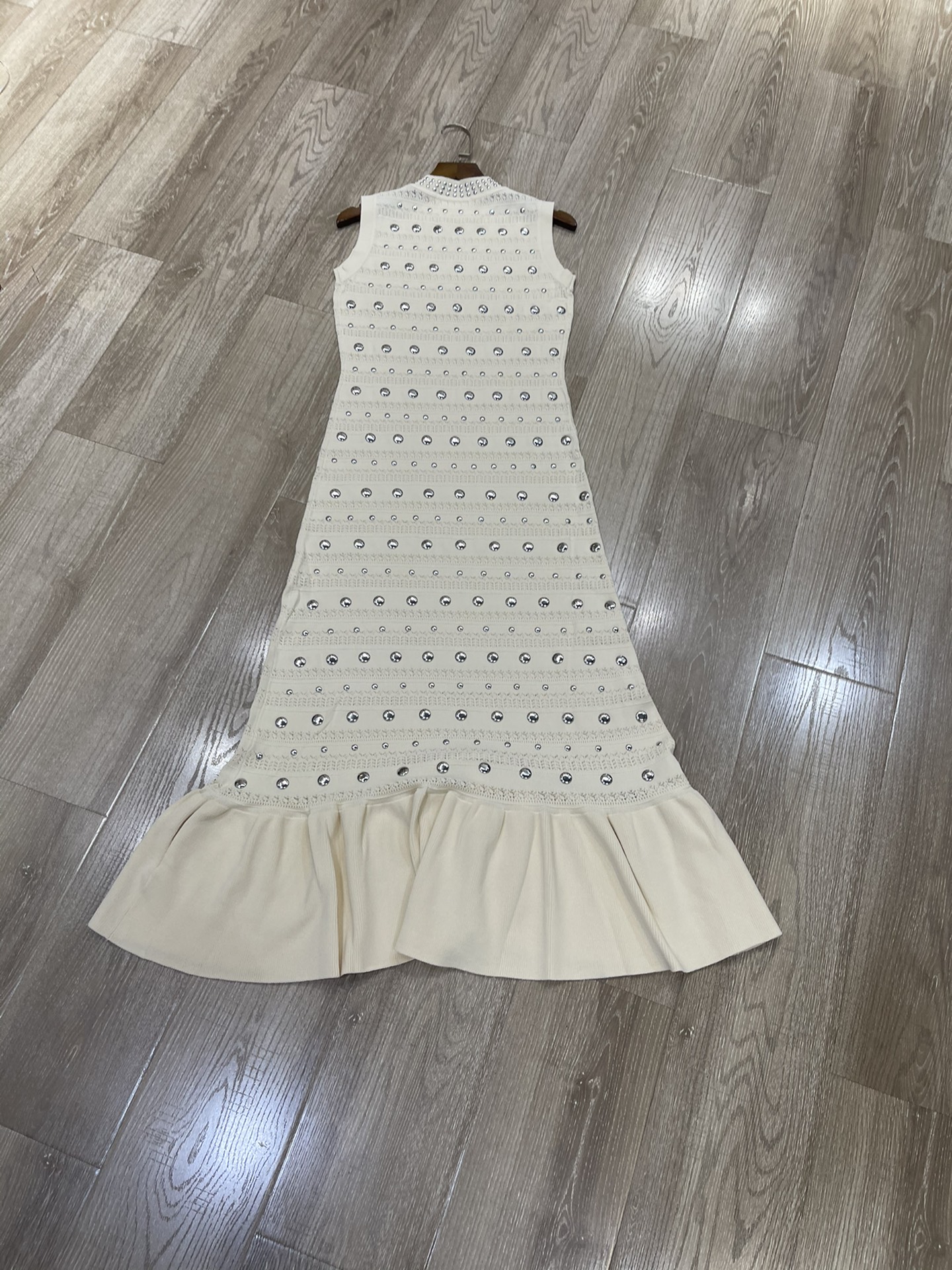 p708 High-end quality women’s dress packaged with Sandro’s new cuffless nails for 2025, sml - 图片 6