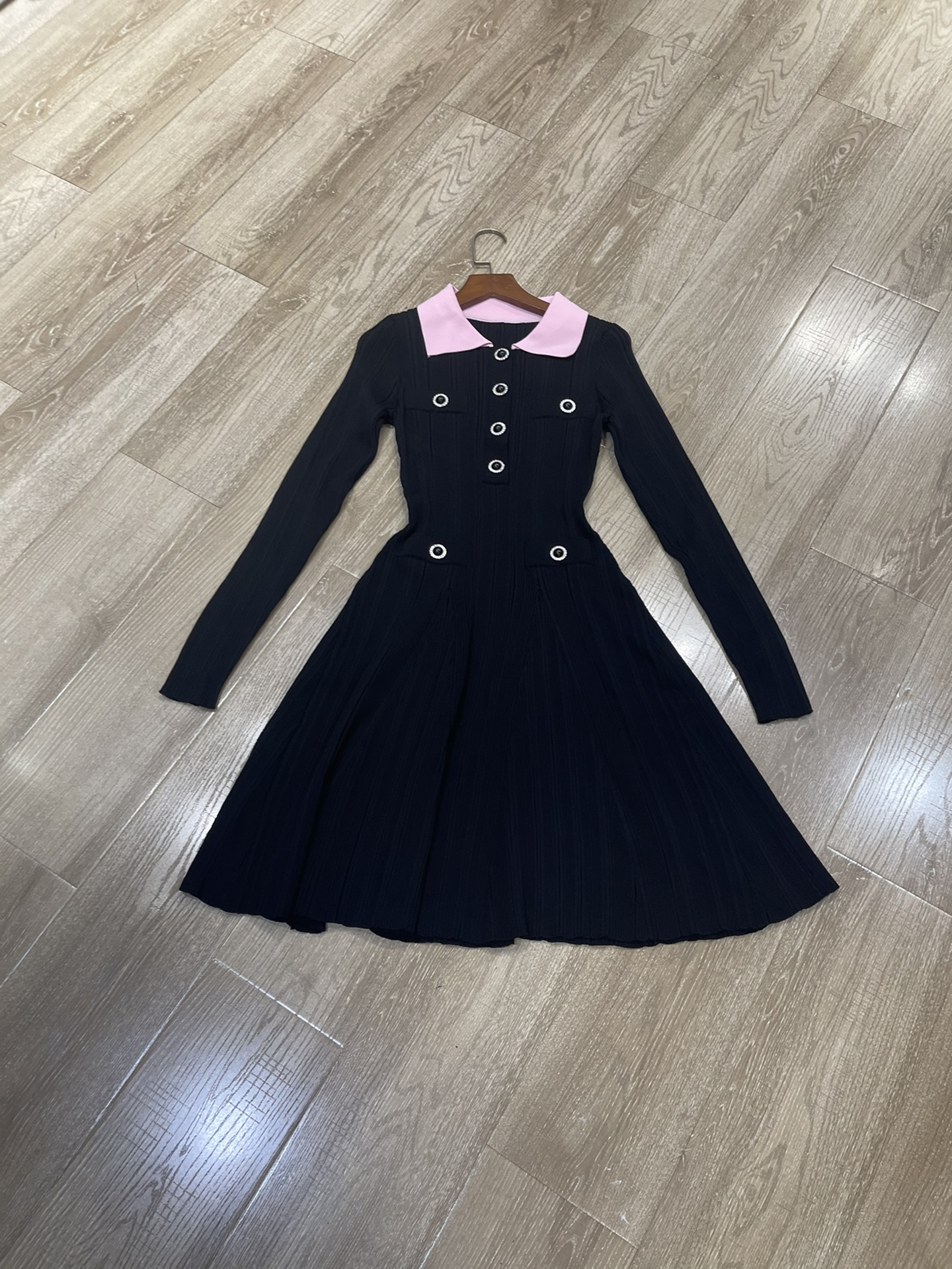 p708 High-end quality women’s dress with a packaged new ss. Sml