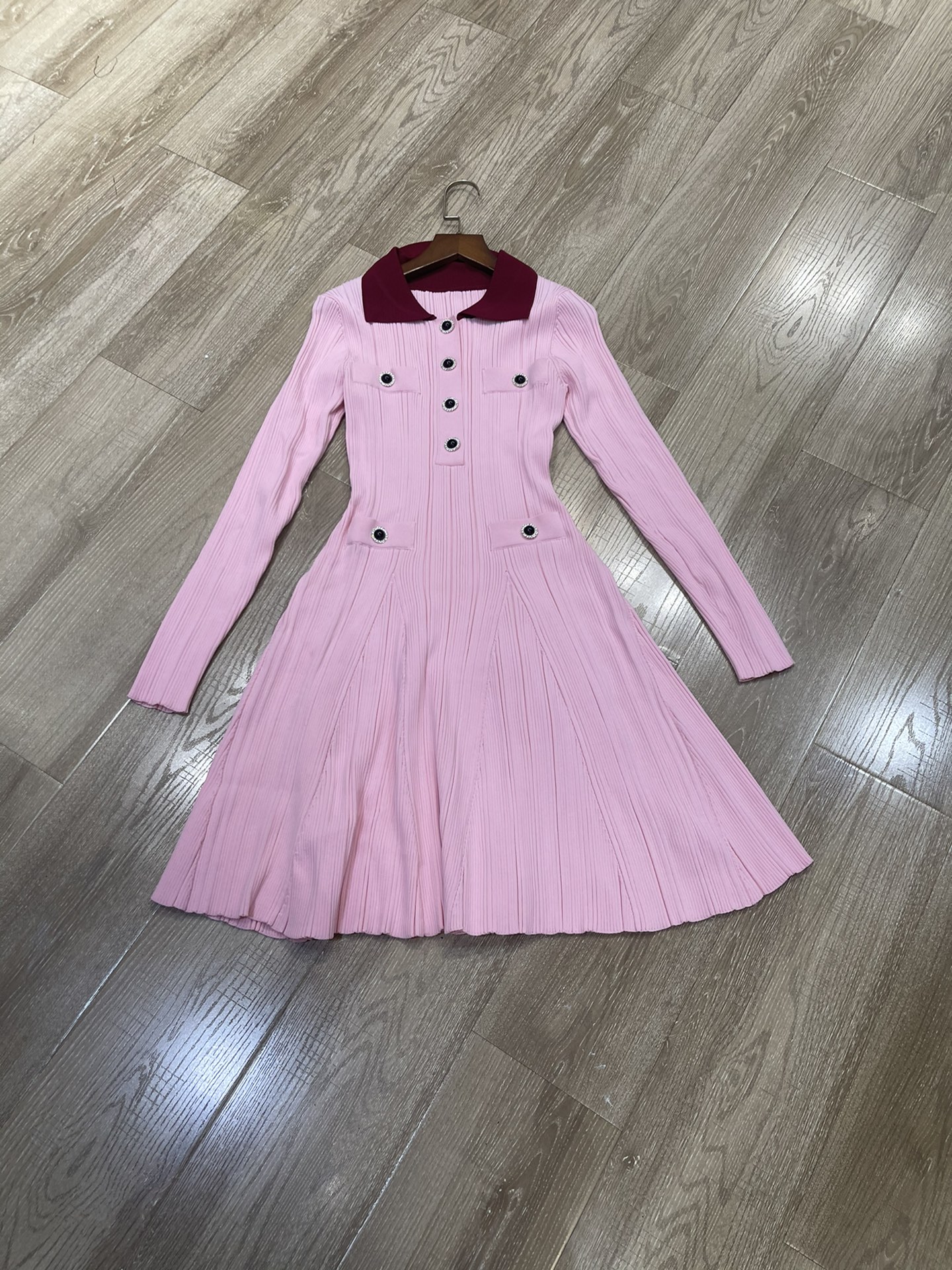 p708 High-end quality women’s dress with a packaged new ss. Sml