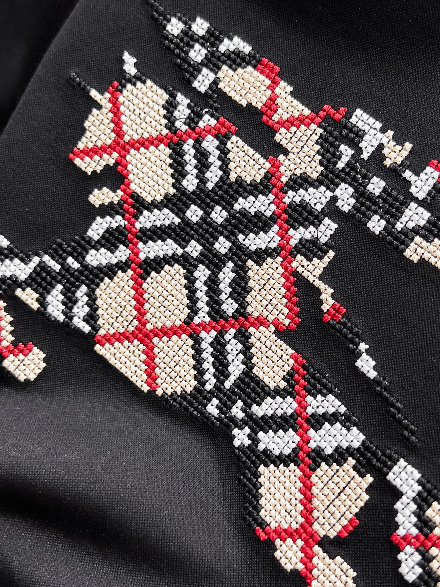  巴宝莉 顶级品质 2025款新品短袖！精选100支双面丝光棉面料，手感柔软。顶级进口私货，时尚设计潮流