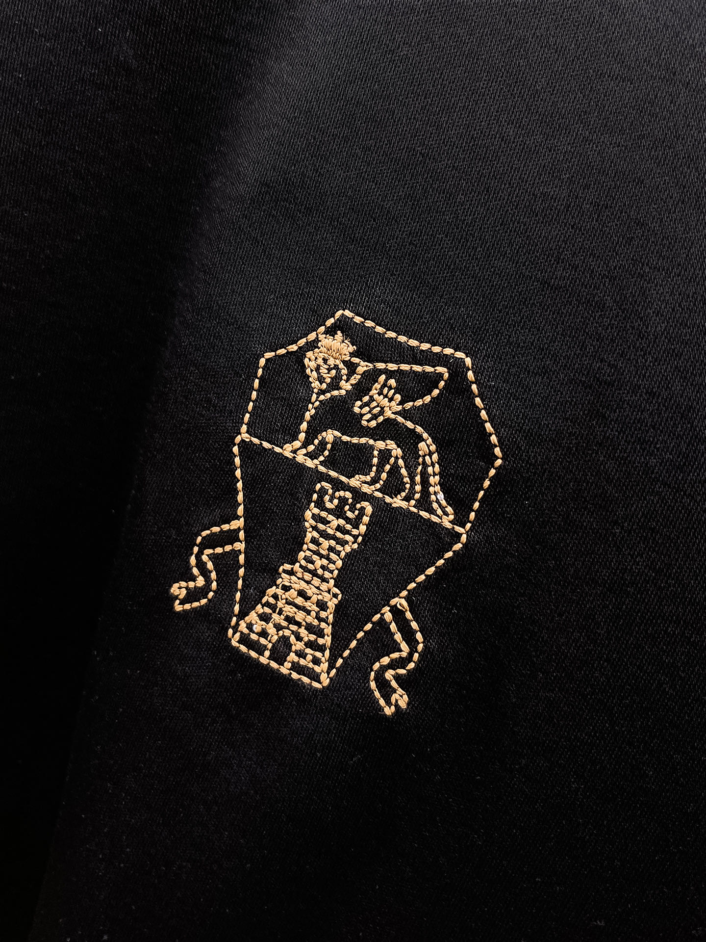  BC 2025春夏新款首发专柜最新款圆领短袖 高端订制 设计前卫时尚！品牌logo重工艺设计 高端定制