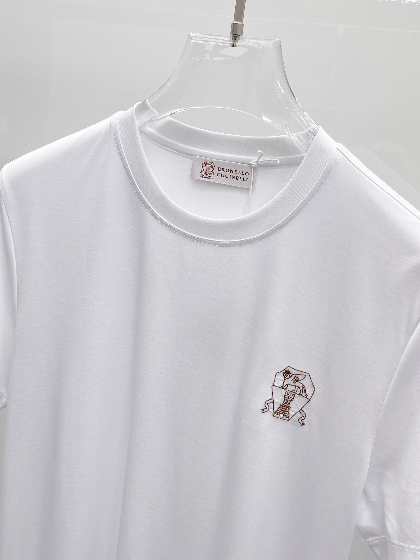  BC 2025春夏新款首发专柜最新款圆领短袖 高端订制 设计前卫时尚！品牌logo重工艺设计 高端定制