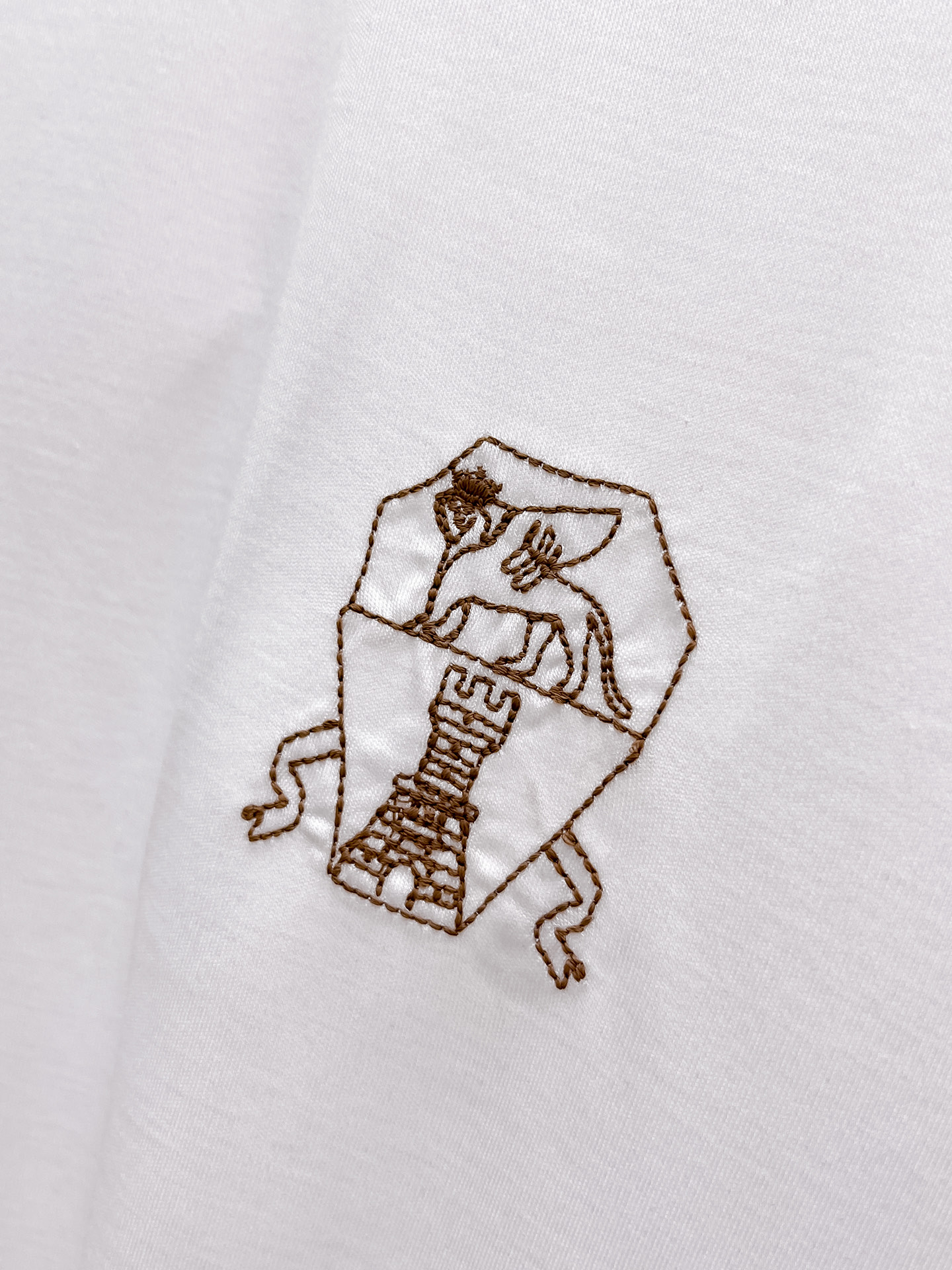  BC 2025春夏新款首发专柜最新款圆领短袖 高端订制 设计前卫时尚！品牌logo重工艺设计 高端定制