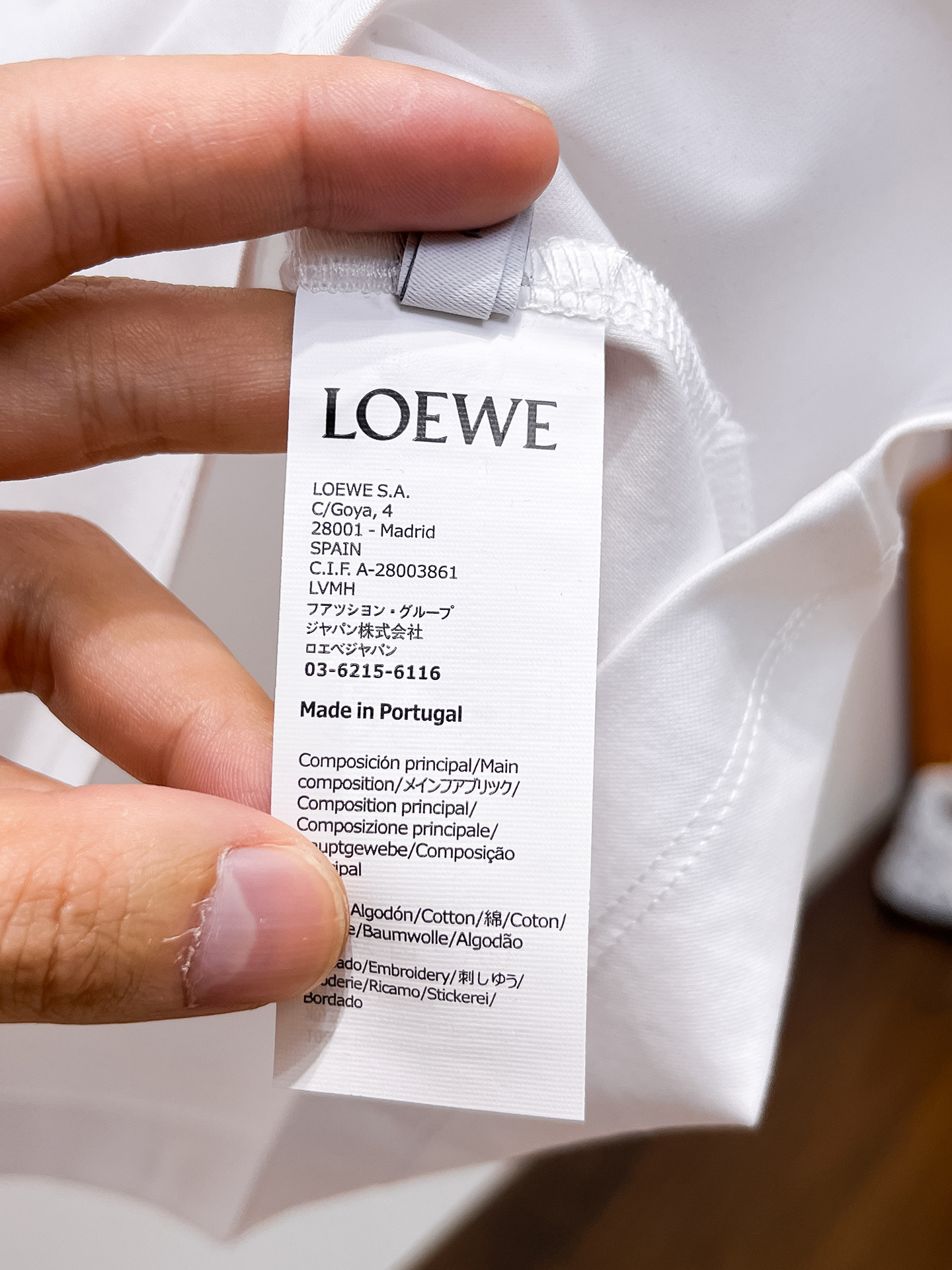 罗意威 系列 VIP高级定制 2025新款短袖 百搭款式 任何人都可以轻松驾驭 面料全订制工艺 高定一等