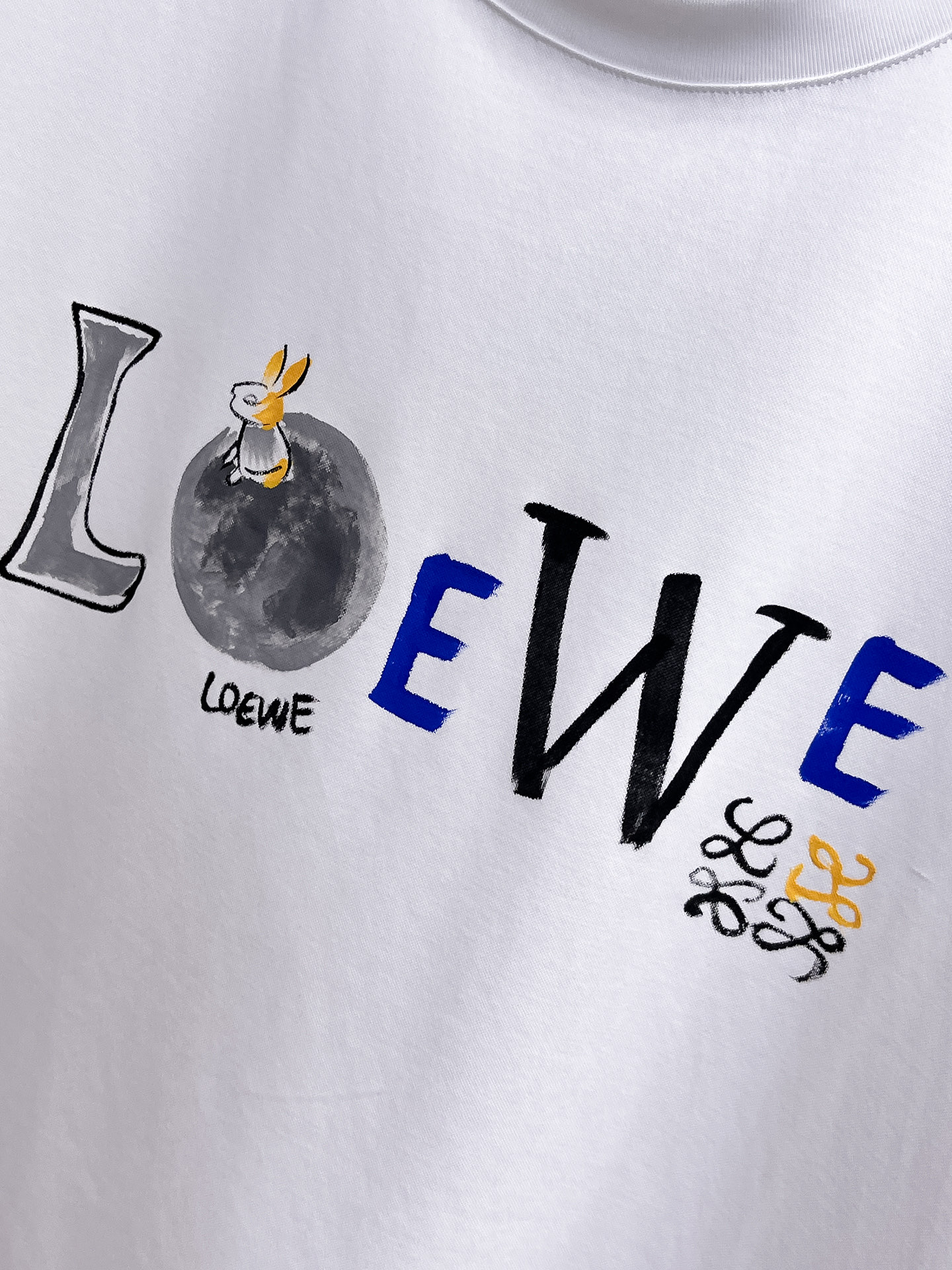 罗意威 系列 VIP高级定制 2025新款短袖 百搭款式 任何人都可以轻松驾驭 面料全订制工艺 高定一等