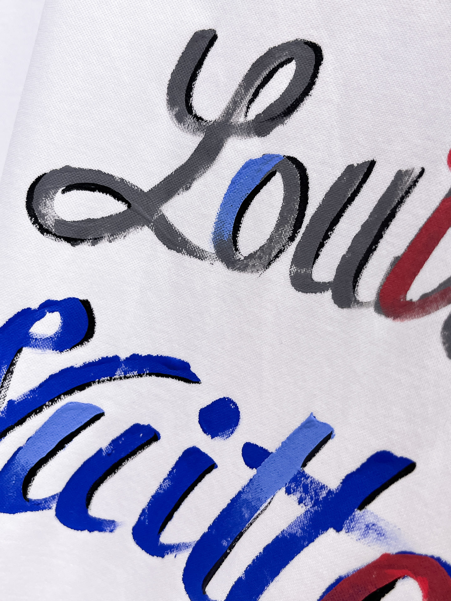 1v 路易威登 系列 VIP高级定制 2025新款短袖 百搭款式 任何人都可以轻松驾驭 面料全订制工艺 