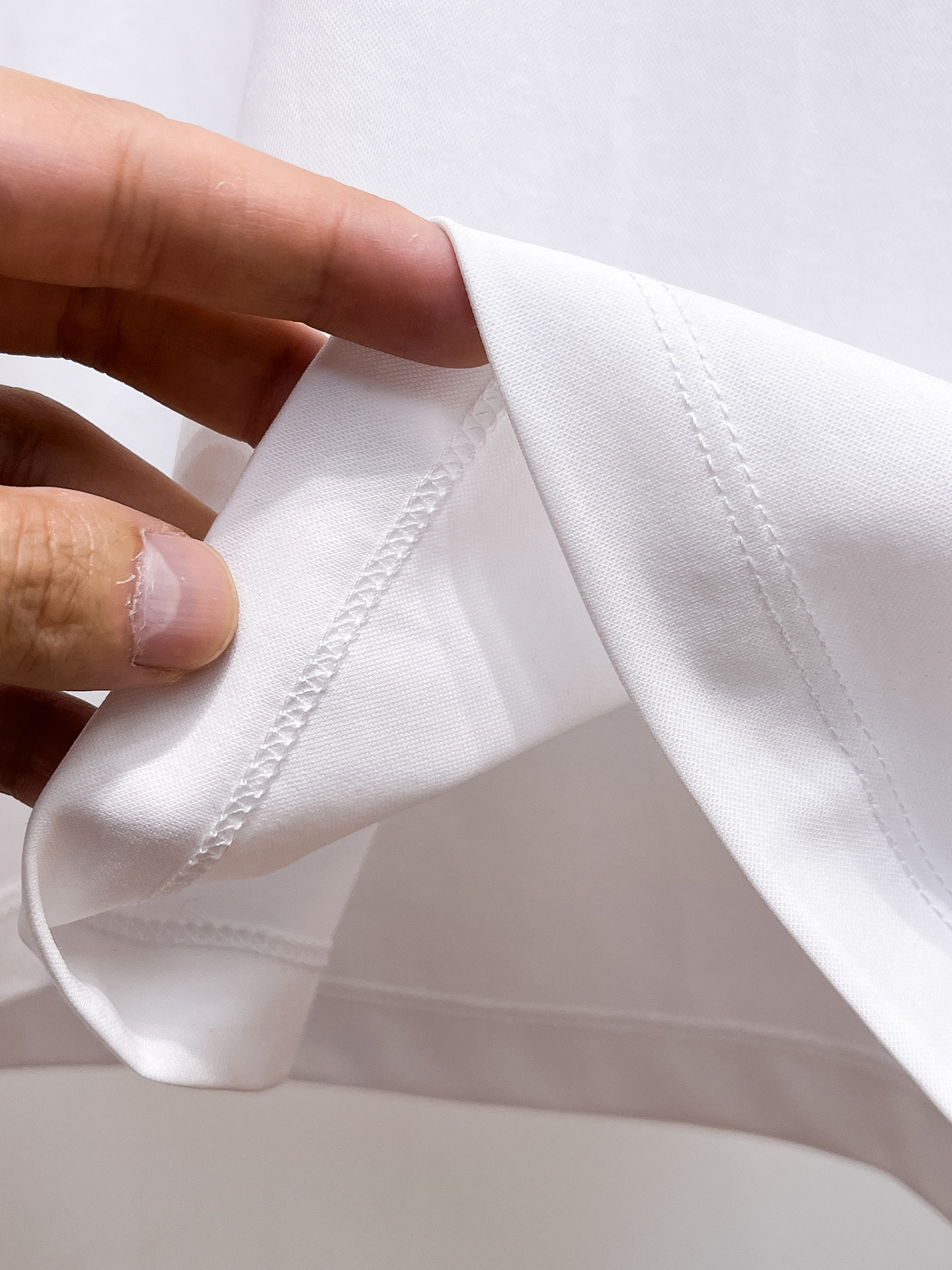 1v 路易威登 系列 VIP高级定制 2025新款短袖 百搭款式 任何人都可以轻松驾驭 面料全订制工艺 