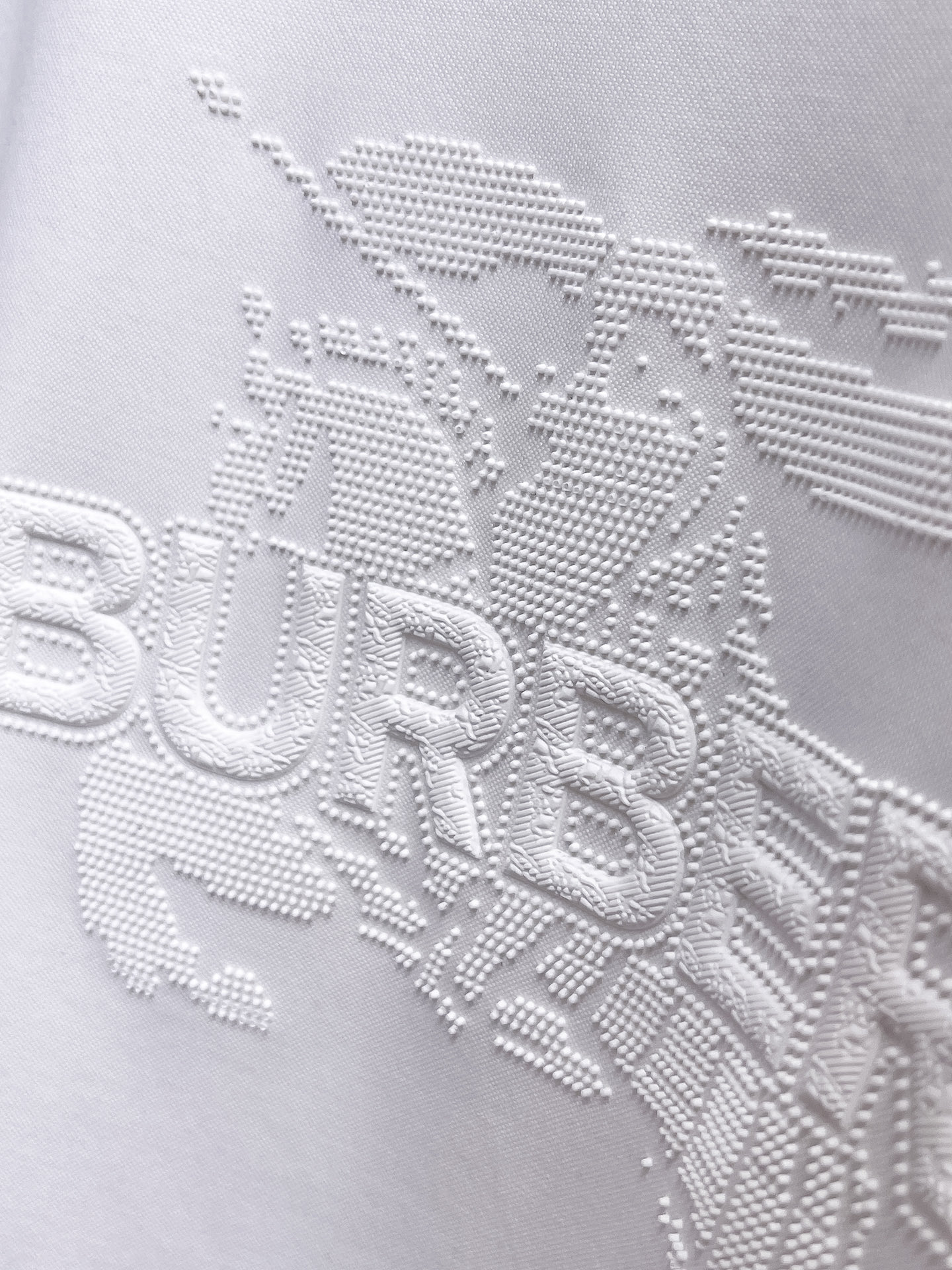 巴宝莉 系列 VIP高级定制 2025新款短袖 百搭款式 任何人都可以轻松驾驭 面料全订制工艺 高定一等