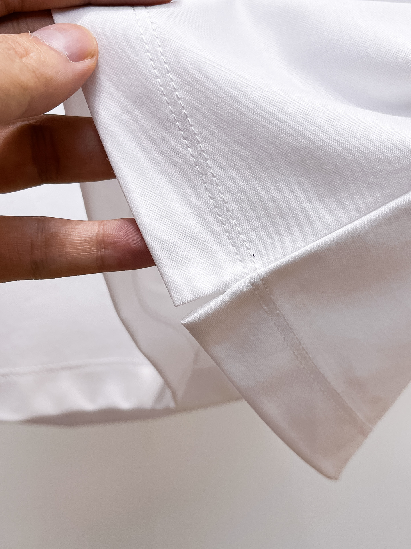 巴宝莉 系列 VIP高级定制 2025新款短袖 百搭款式 任何人都可以轻松驾驭 面料全订制工艺 高定一等