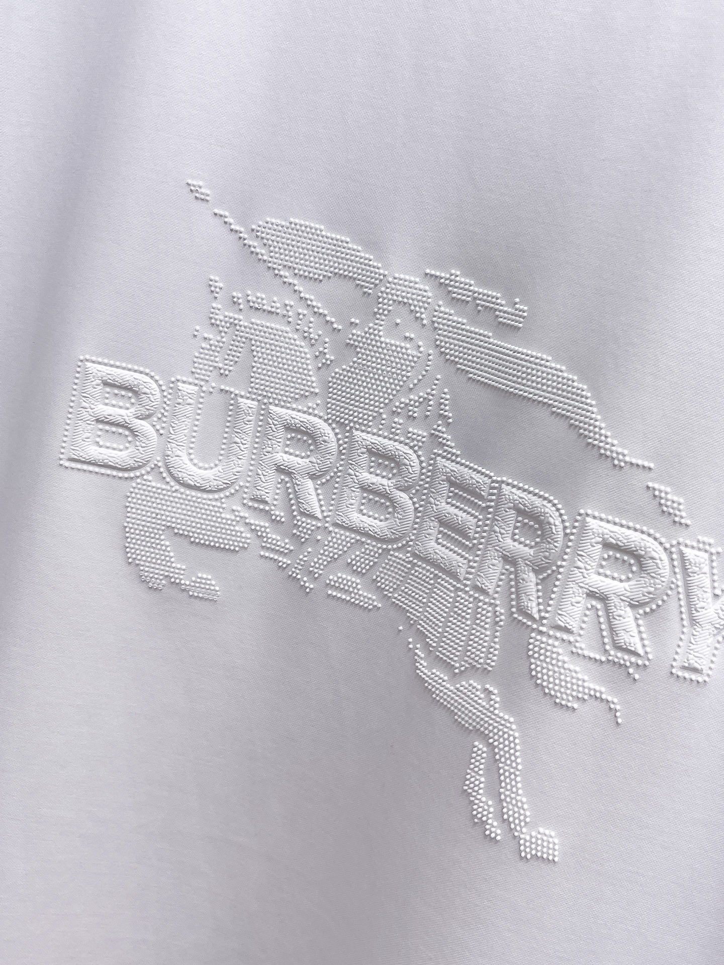 巴宝莉 系列 VIP高级定制 2025新款短袖 百搭款式 任何人都可以轻松驾驭 面料全订制工艺 高定一等