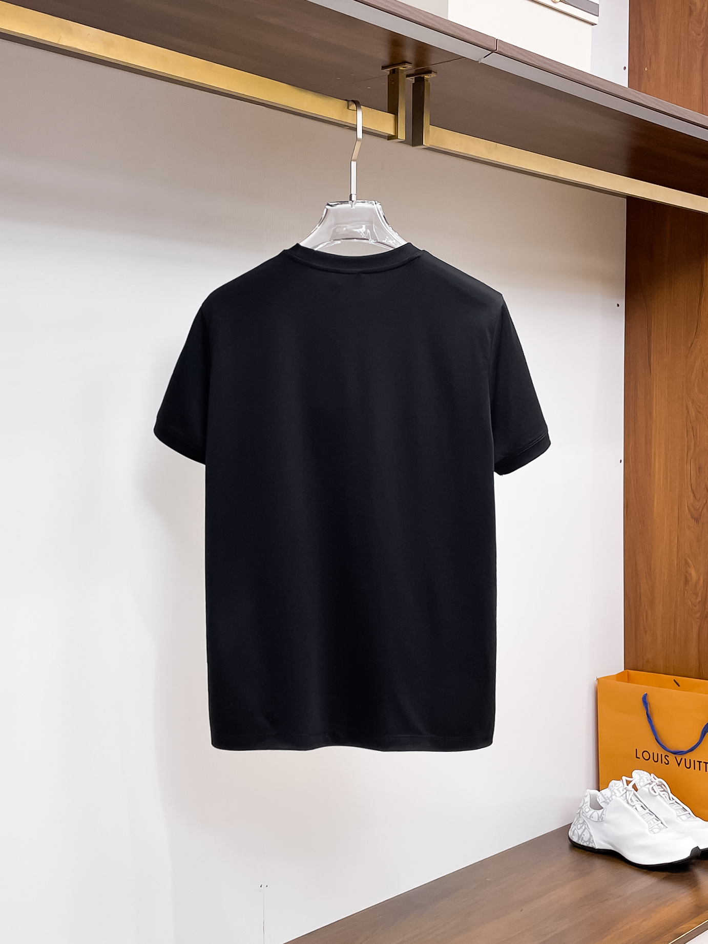 巴宝莉 系列 VIP高级定制 2025新款短袖 百搭款式 任何人都可以轻松驾驭 面料全订制工艺 高定一等