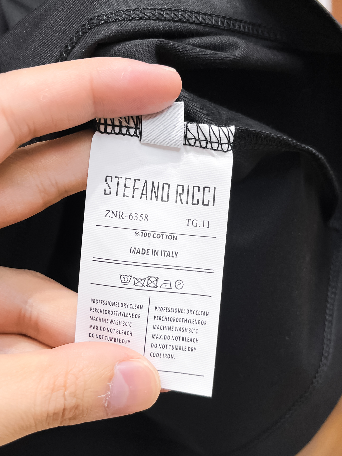 斯蒂芬 系列 VIP高级定制 2025新款短袖 百搭款式 任何人都可以轻松驾驭 面料全订制工艺 高定一等