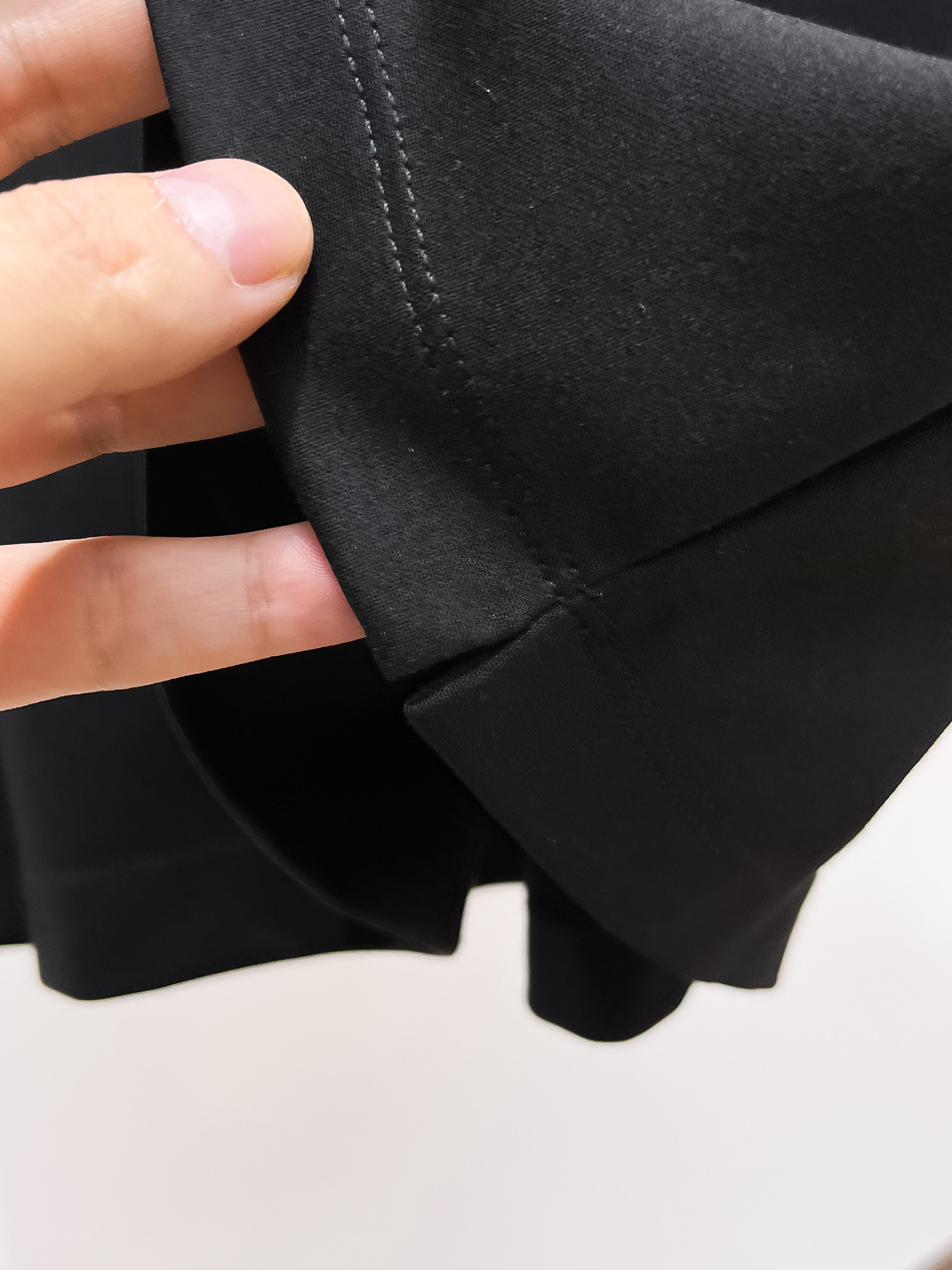 罗意威 系列 VIP高级定制 2025新款短袖 百搭款式 任何人都可以轻松驾驭 面料全订制工艺 高定一等