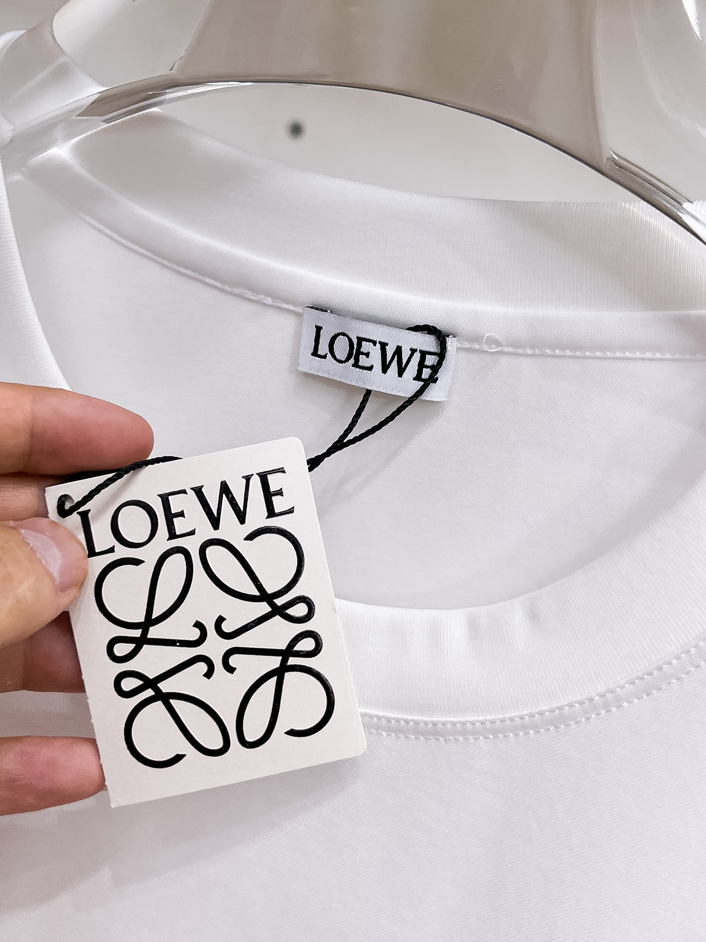 罗意威 系列 VIP高级定制 2025新款短袖 百搭款式 任何人都可以轻松驾驭 面料全订制工艺 高定一等