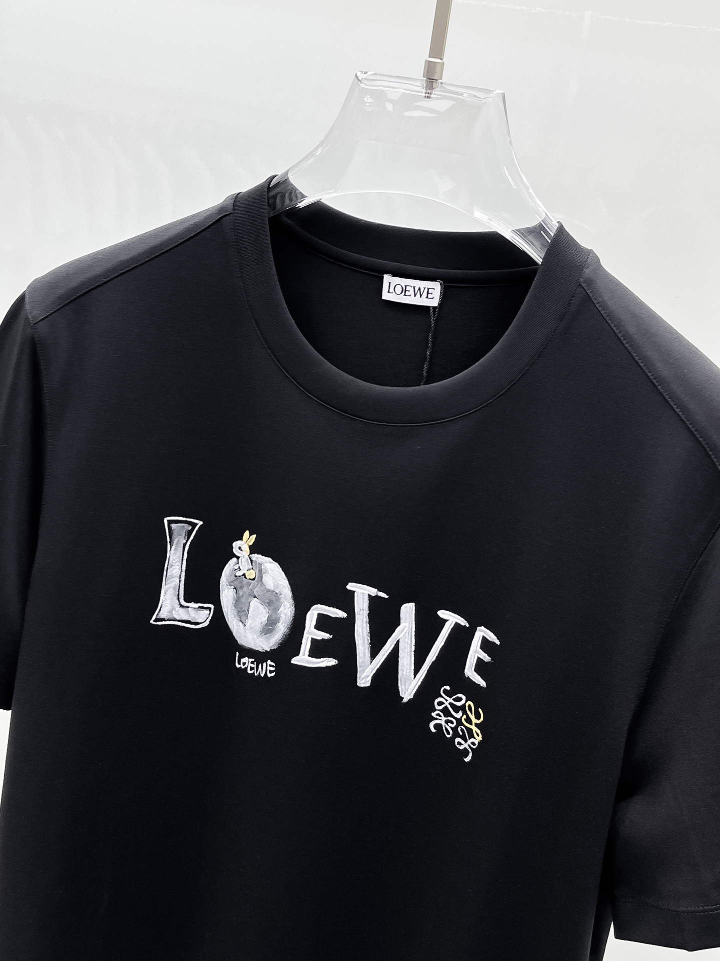  罗意威 2025春夏新款首发专柜最新款圆领短袖 高端订制 设计前卫时尚！品牌logo重工艺设计 高端定