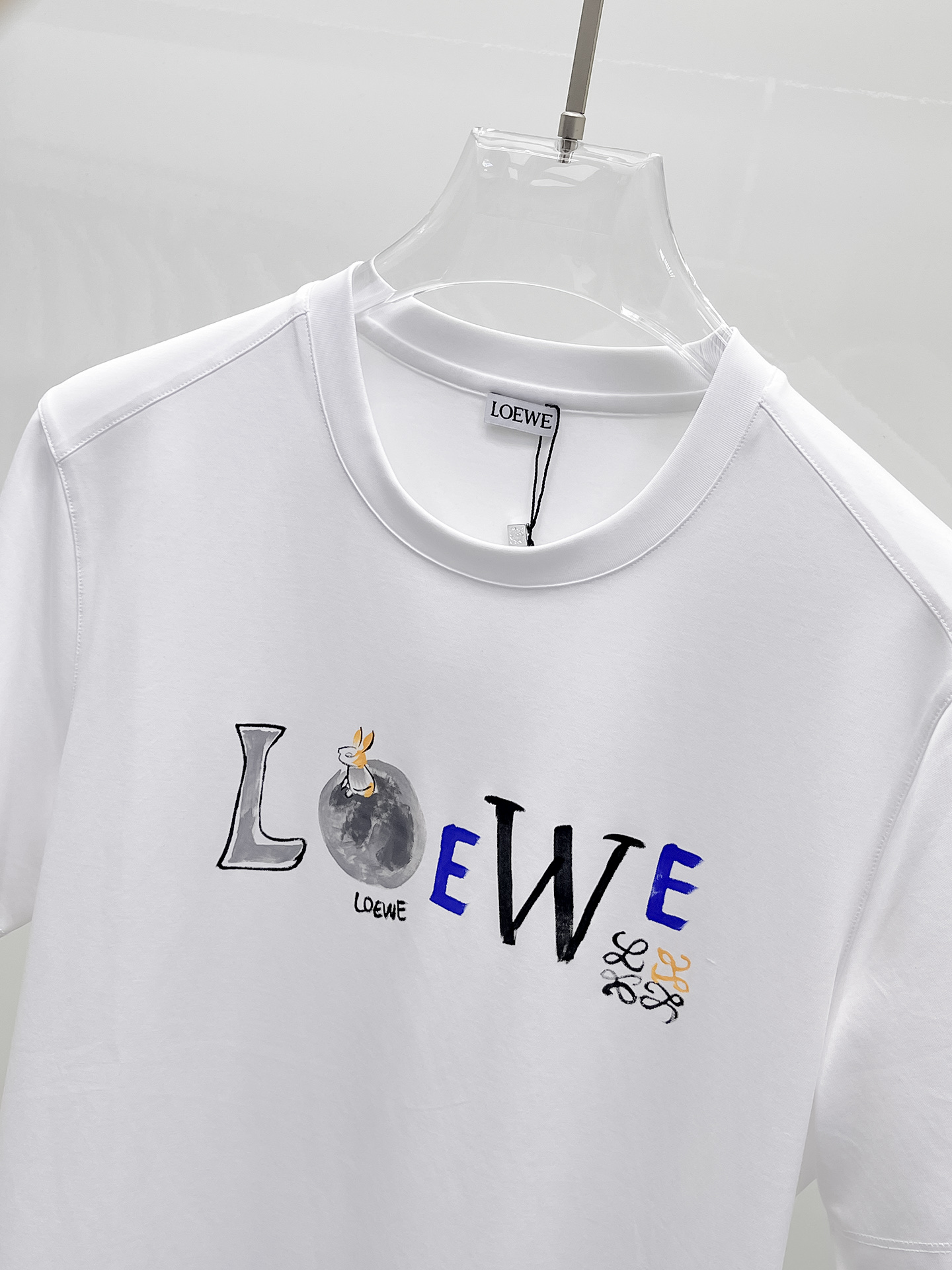  罗意威 2025春夏新款首发专柜最新款圆领短袖 高端订制 设计前卫时尚！品牌logo重工艺设计 高端定