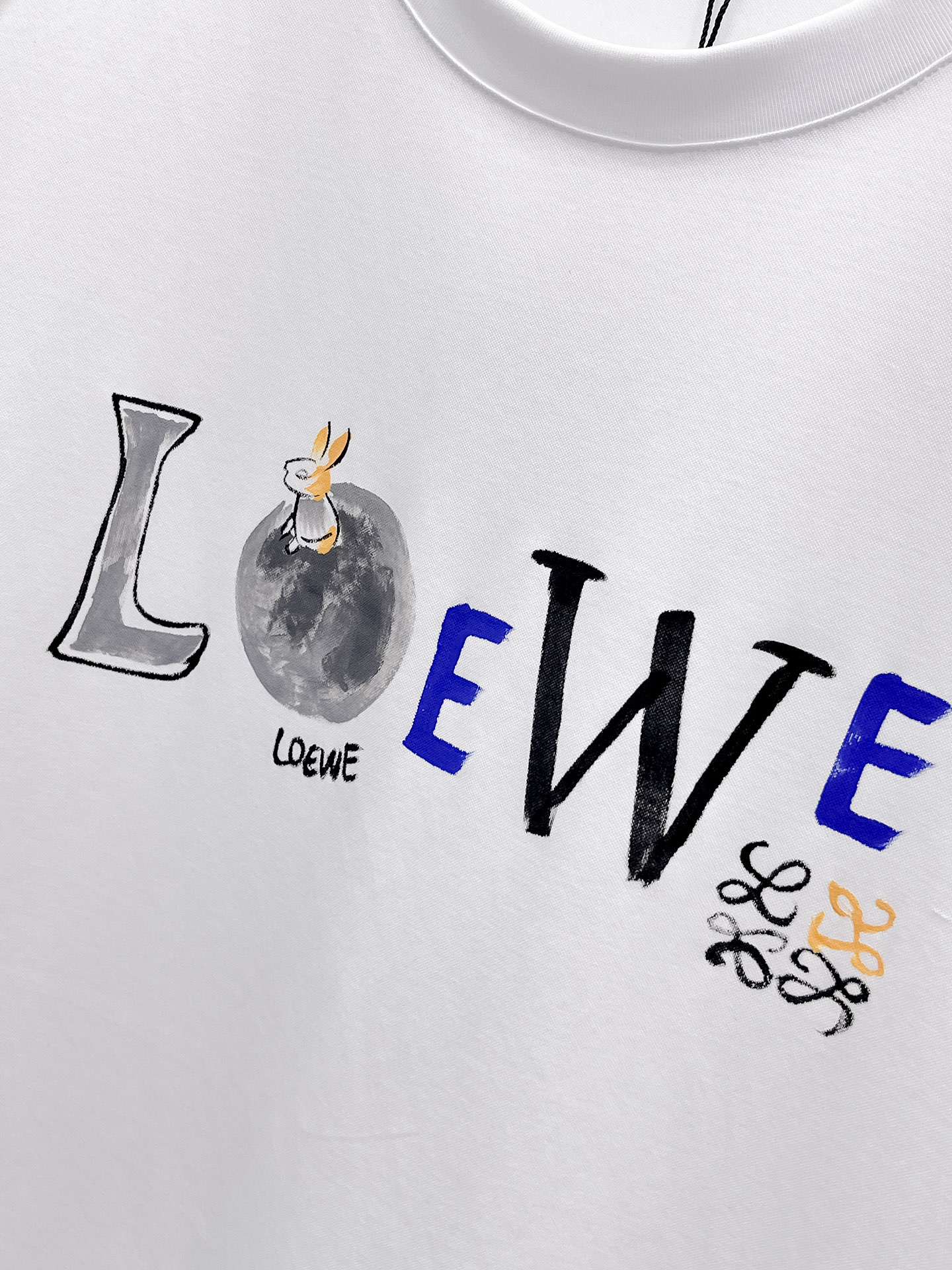  罗意威 2025春夏新款首发专柜最新款圆领短袖 高端订制 设计前卫时尚！品牌logo重工艺设计 高端定