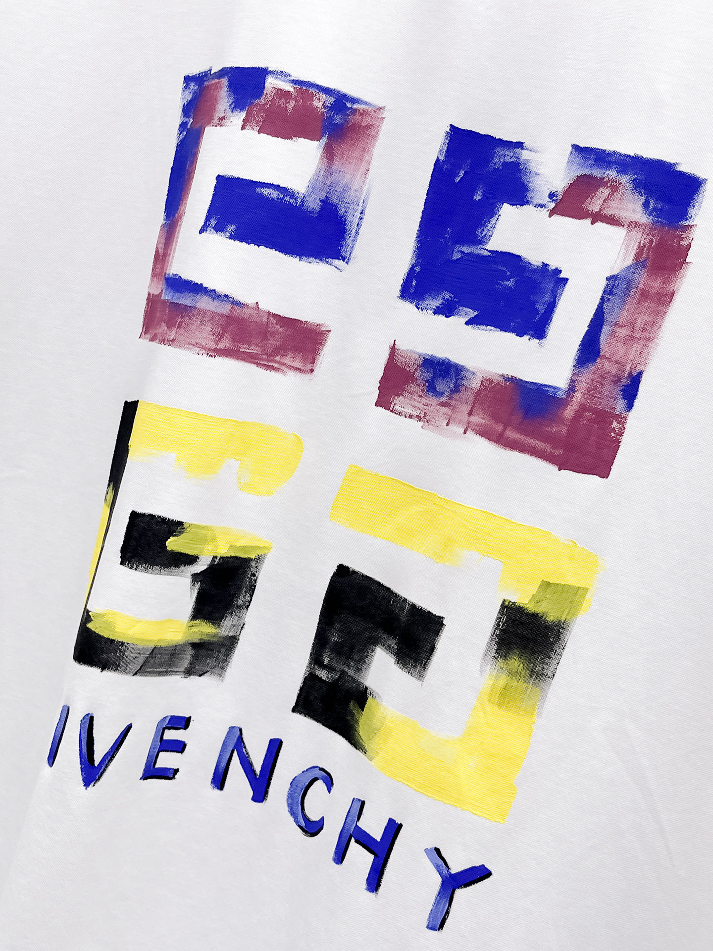  纪梵希  2025春夏新款首发专柜最新款圆领短袖 高端订制 设计前卫时尚！品牌logo重工艺设计 高端