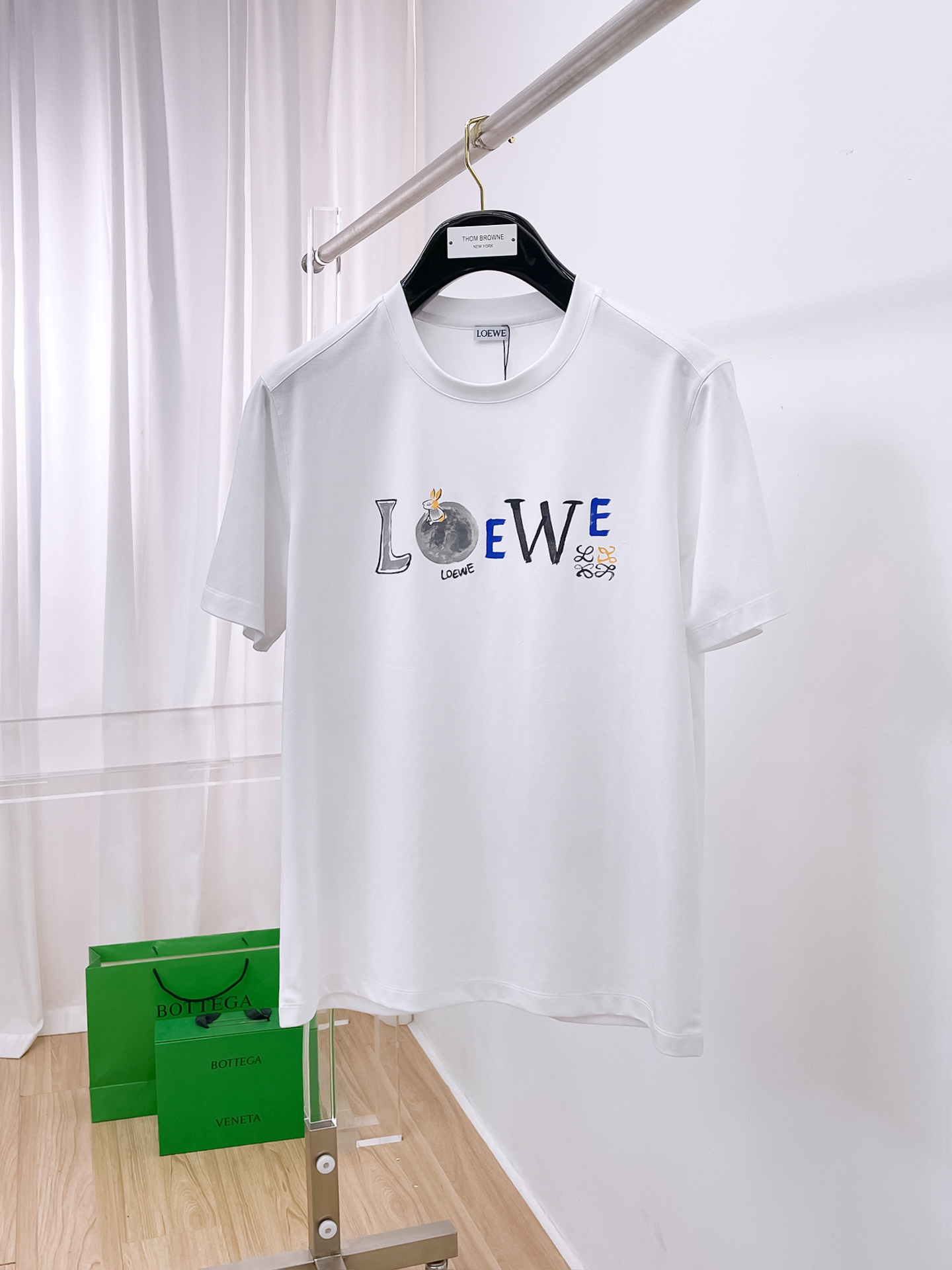  罗意威 2025春夏新款首发专柜最新款圆领短袖 高端订制 设计前卫时尚！品牌logo重工艺设计 高端定