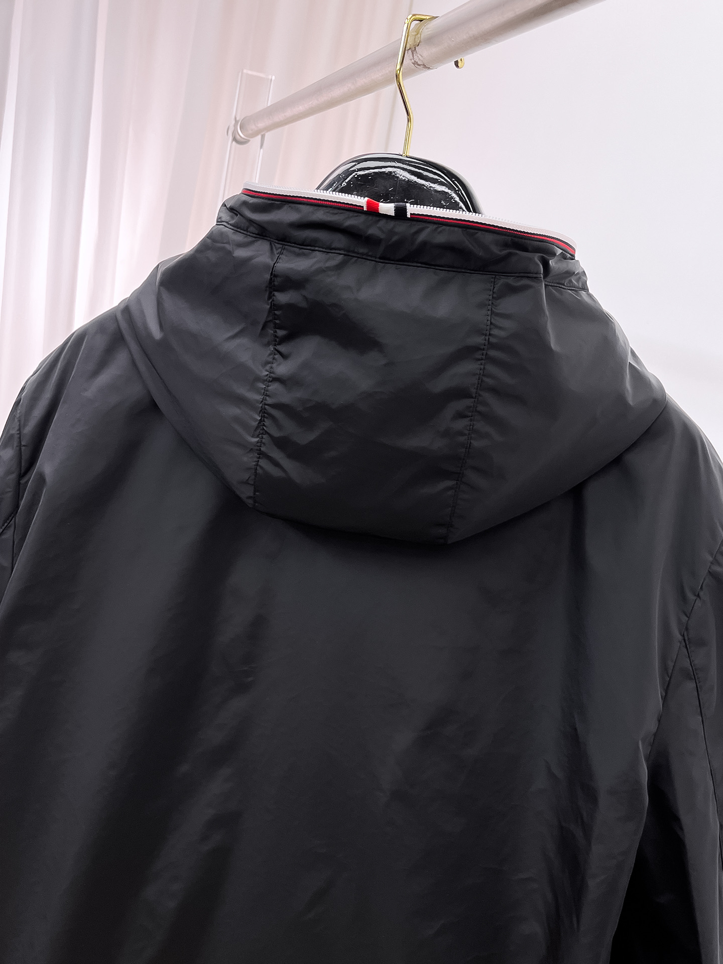 蒙口 2025早秋男士高端时装款连帽户外夹克外套，官方专柜主推展示，香港洋行渠道，户外必选单品，独家出售