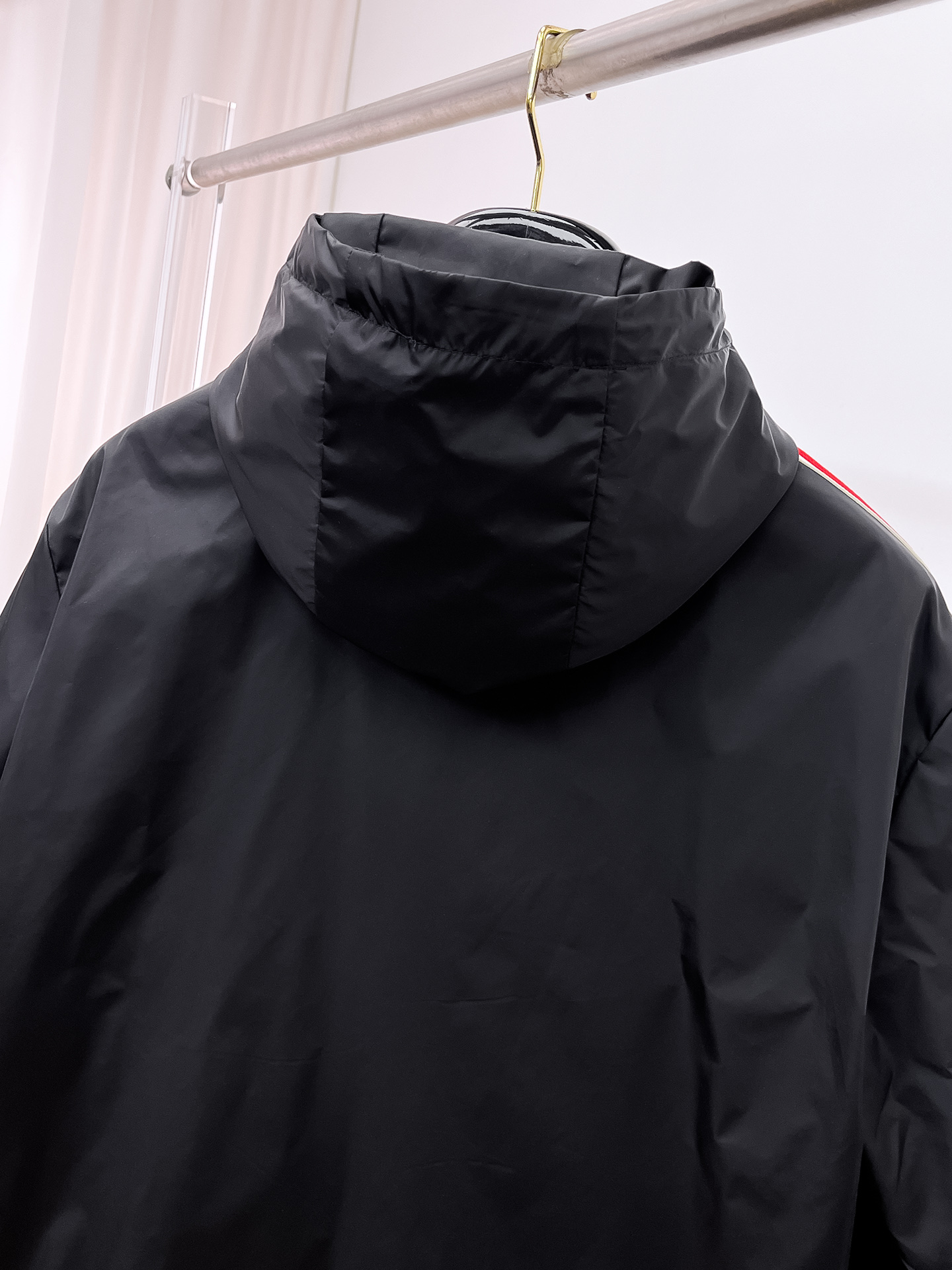 蒙口 2025早秋男士高端时装款连帽户外夹克外套，官方专柜主推展示，香港洋行渠道，户外必选单品，独家出售