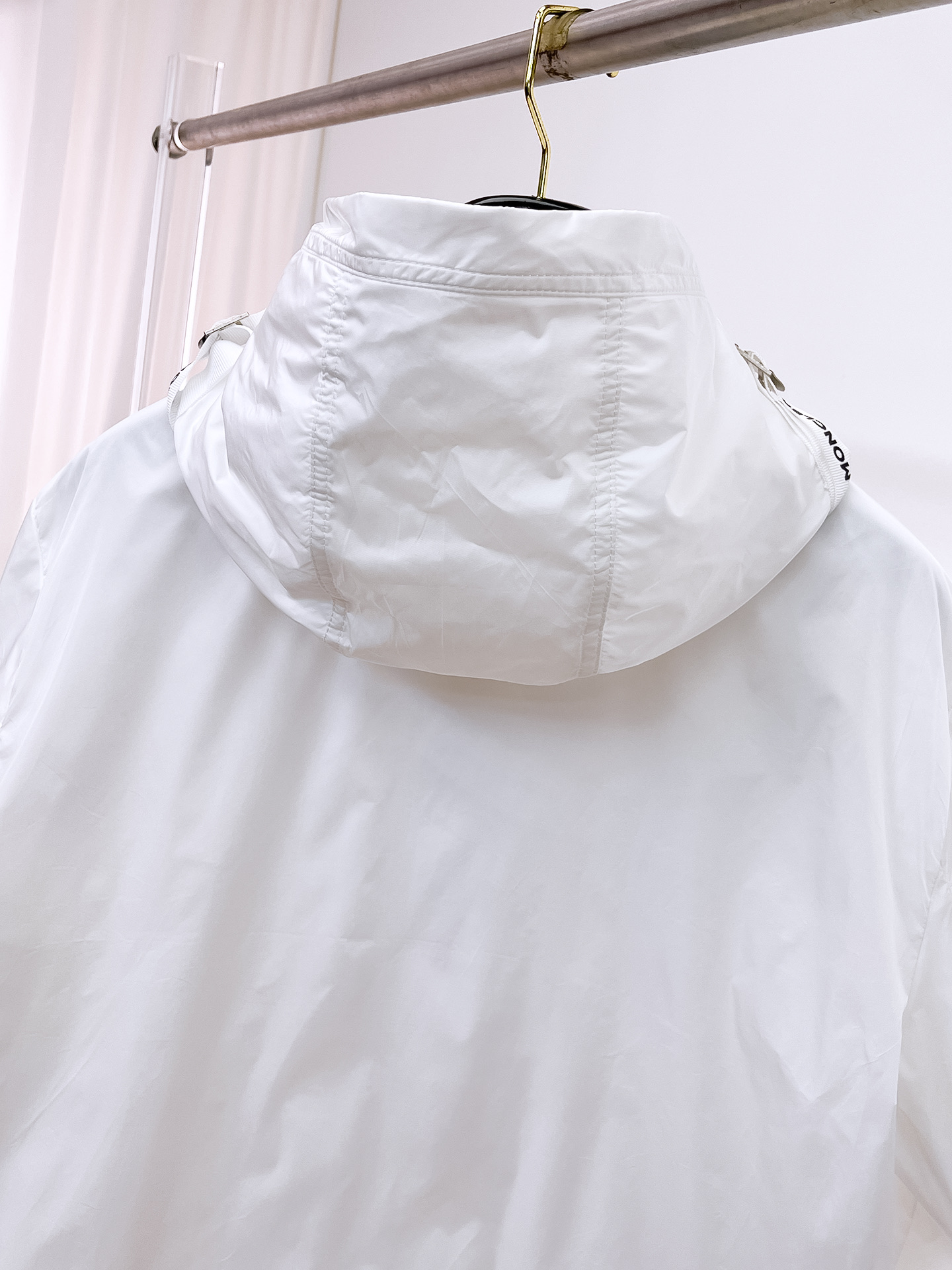 蒙口 2025早秋男士高端时装款连帽户外夹克外套，官方专柜主推展示，香港洋行渠道，户外必选单品，独家出售