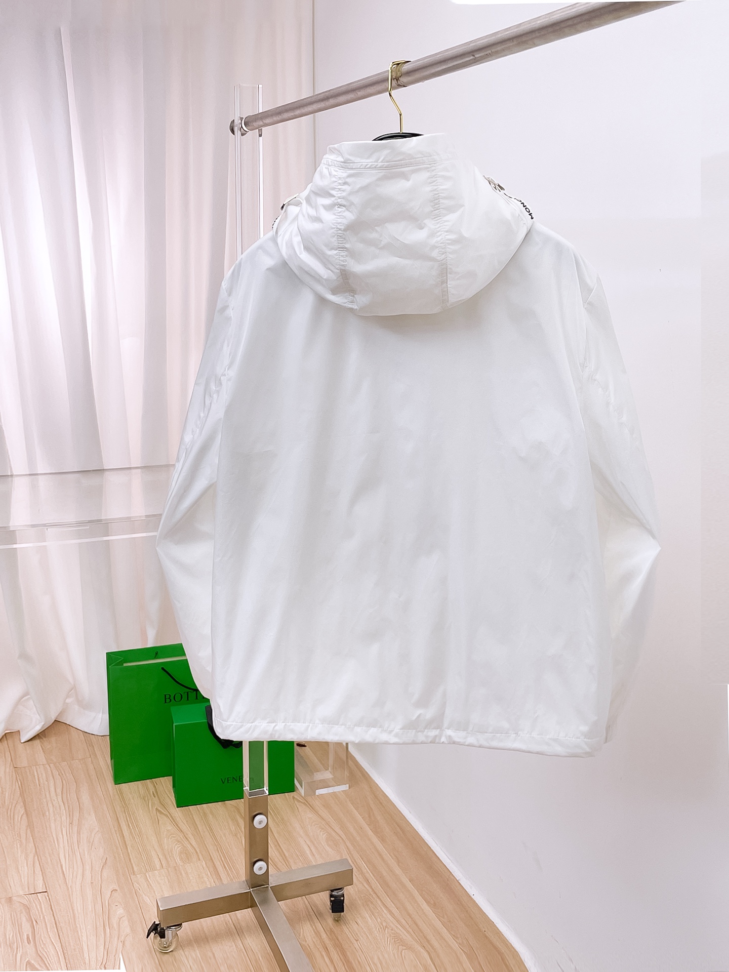 蒙口 2025早秋男士高端时装款连帽户外夹克外套，官方专柜主推展示，香港洋行渠道，户外必选单品，独家出售